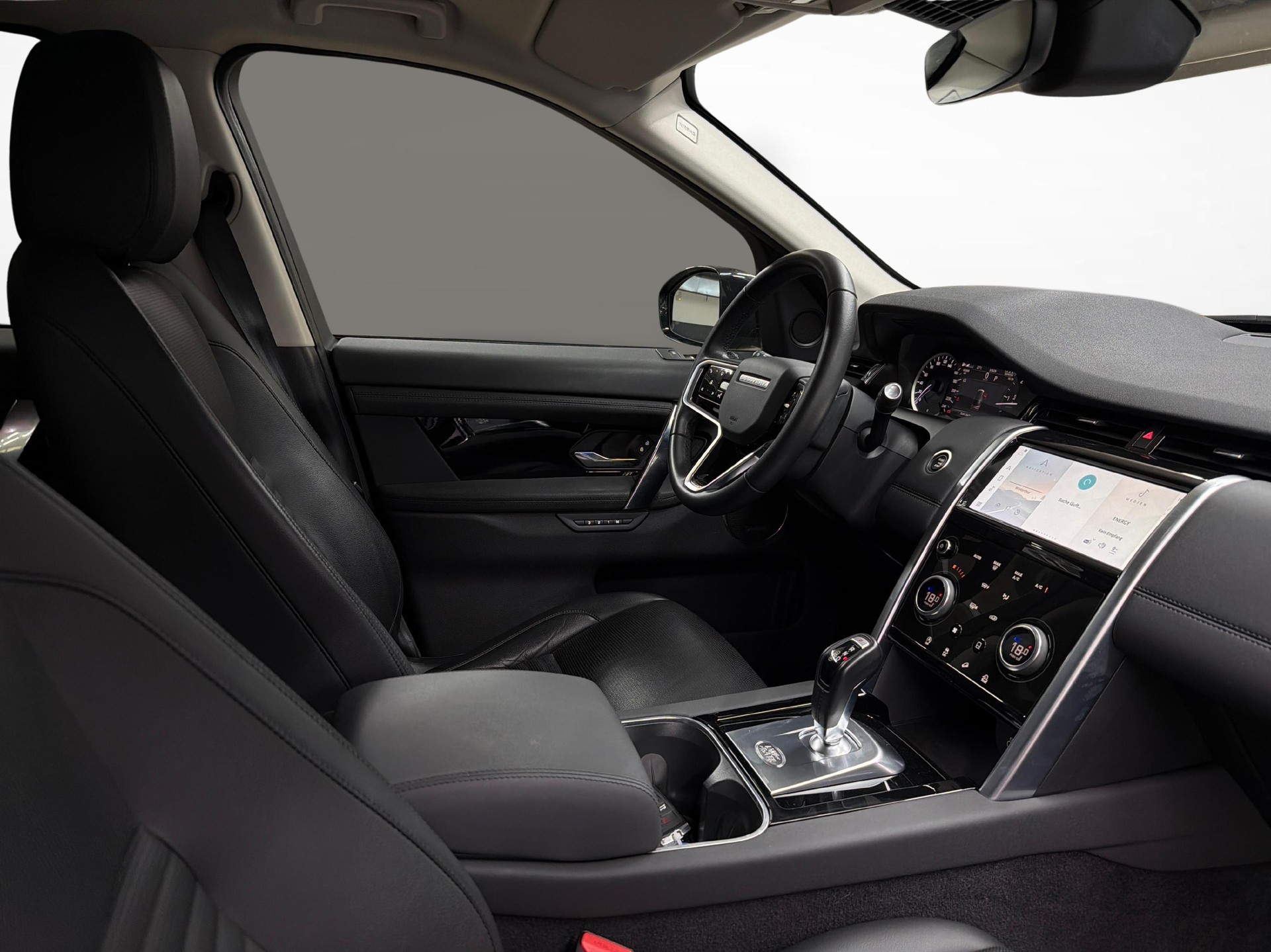 LAND ROVER Discovery Sport 2.0 SD4 200 SE-image-9