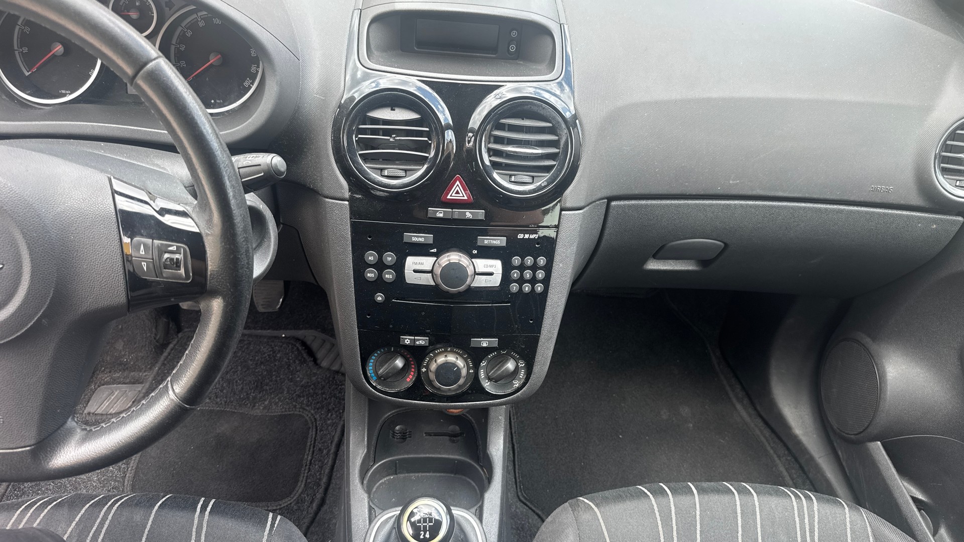 OPEL Corsa D 1.4-image-19