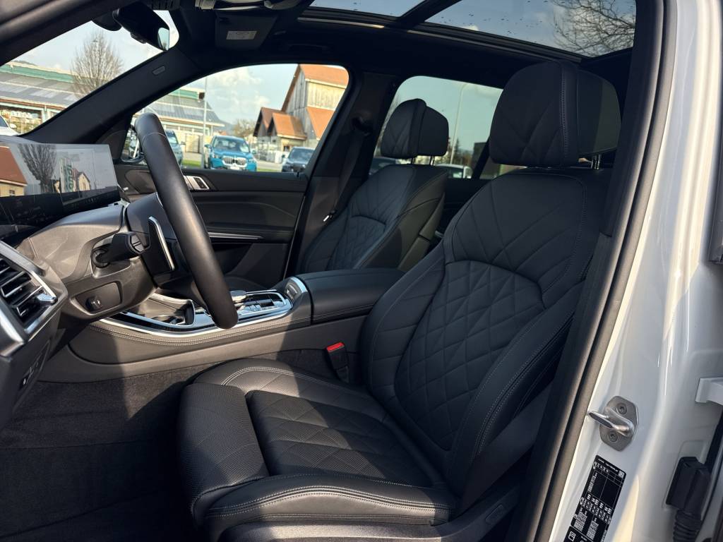 BMW X5 xDrive 48V 30d M Sport Steptronic-image-10