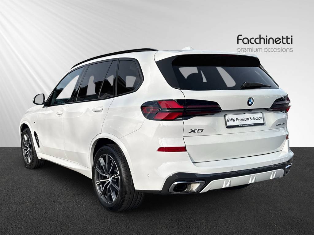 BMW X5 xDrive 48V 30d M Sport Steptronic-image-3