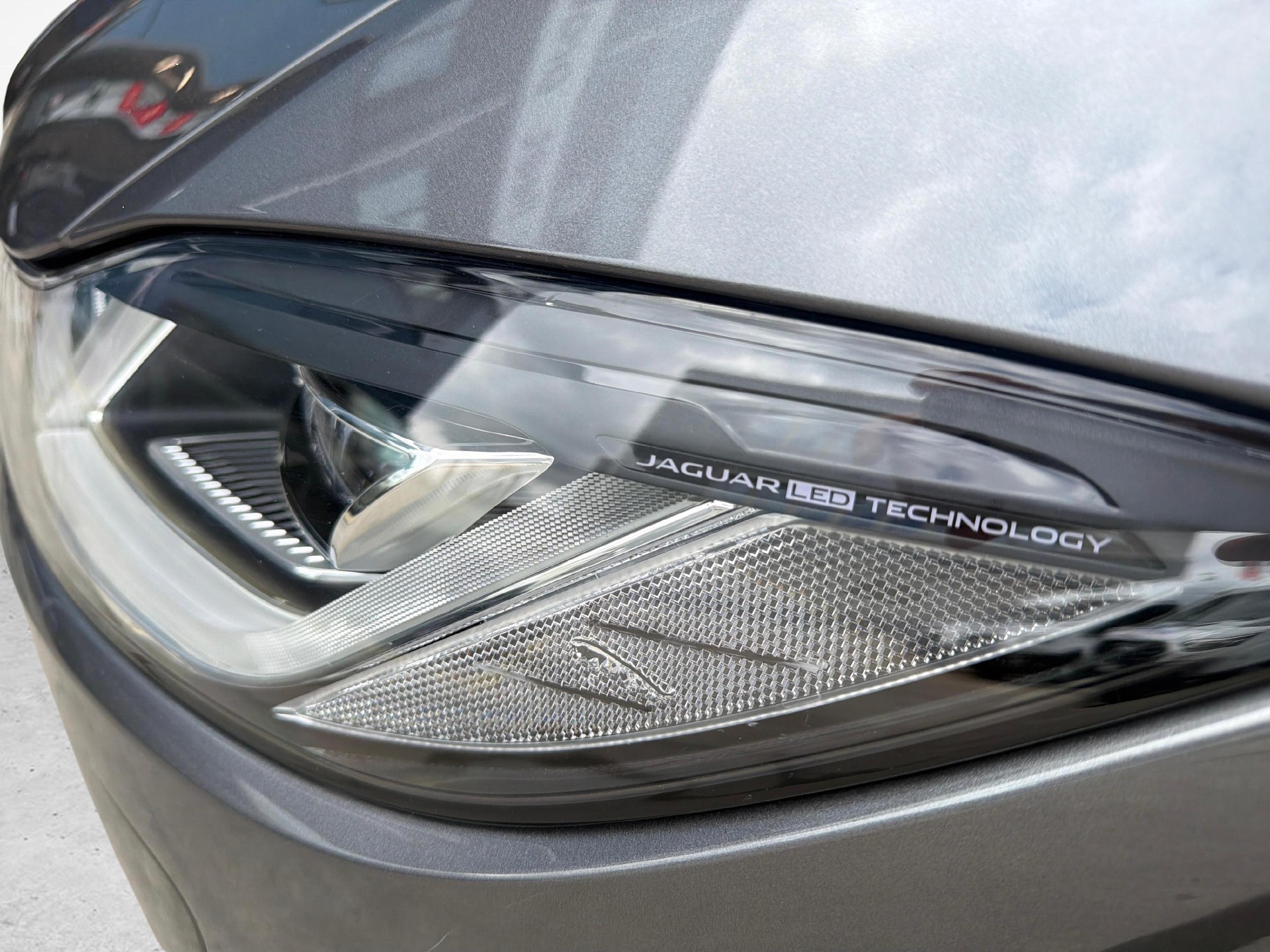 JAGUAR I-Pace EV400 SE AWD-image-17