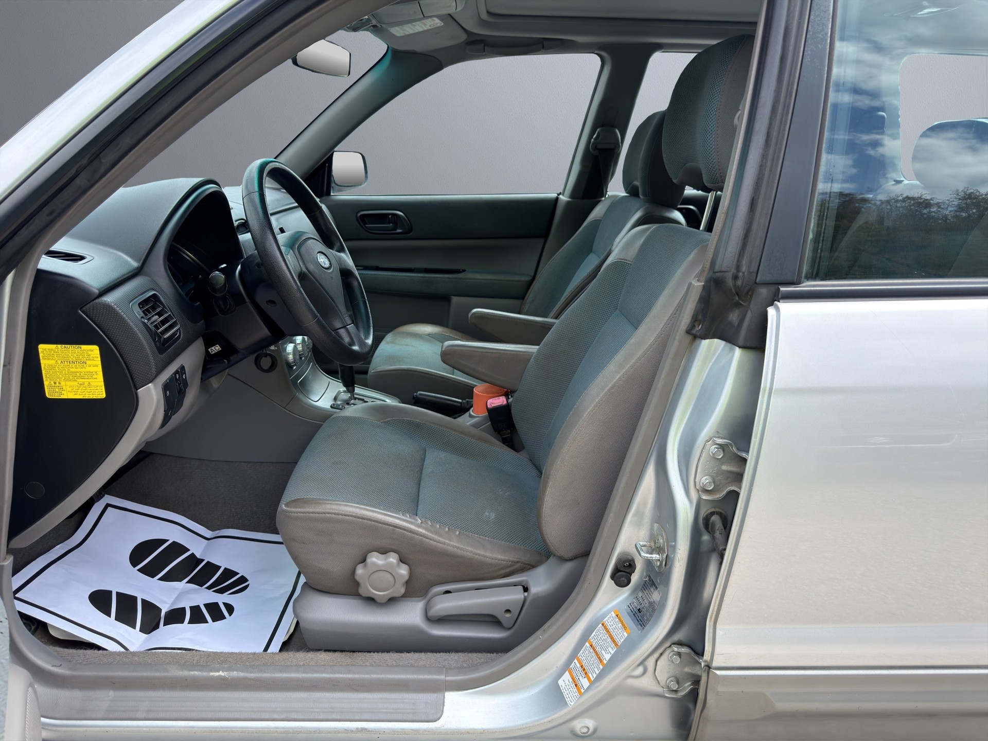 SUBARU Forester 2.0X Comfort Automatic-image-9