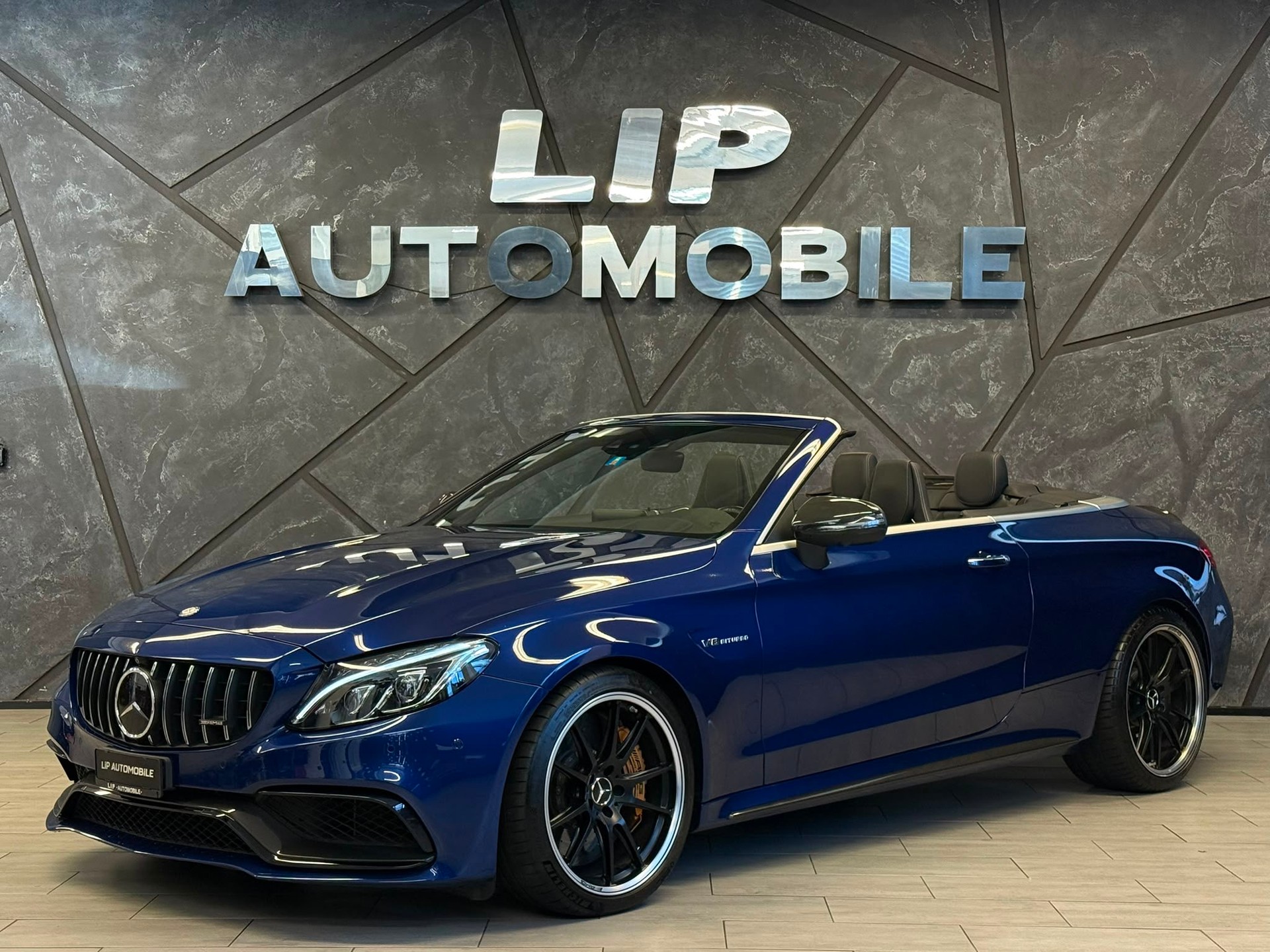 MERCEDES-BENZ C 63 S Cabriolet AMG Speedshift-image-0