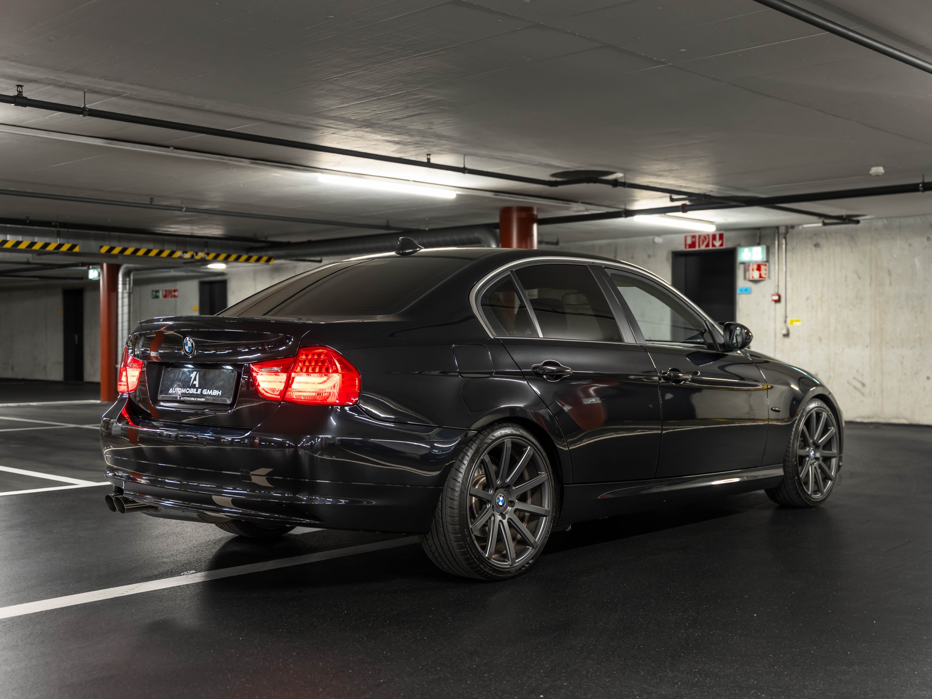 BMW 325i x-Drive Steptronic-image-11