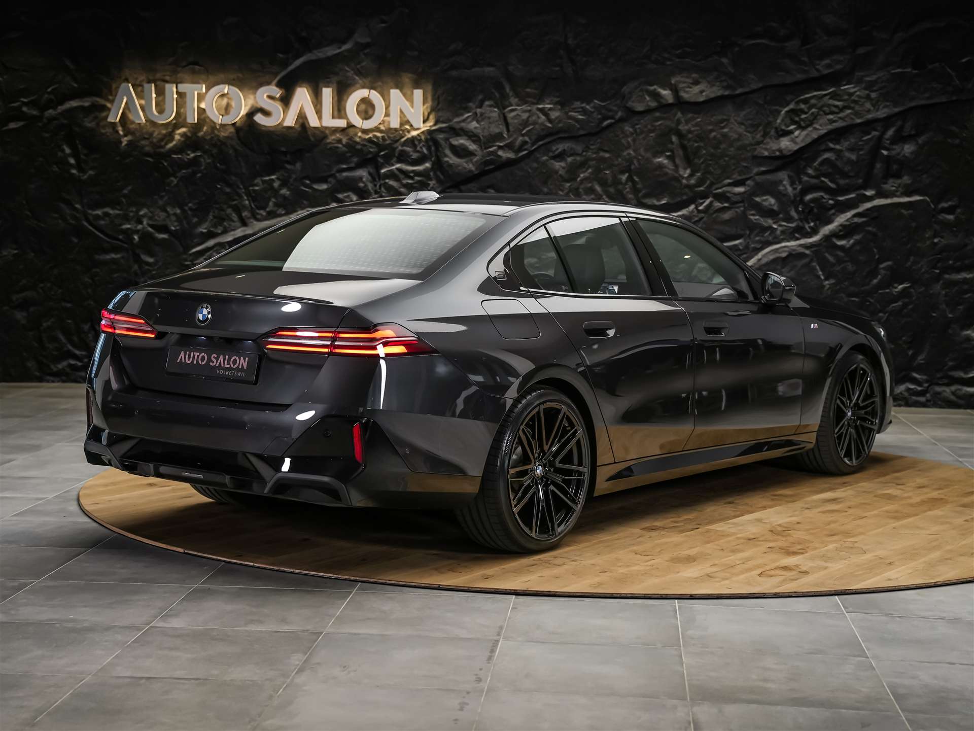BMW 520d xDrive M Sport Steptronic *21" Felgen*Keyless-Go*Adaptiver LED*-image-5