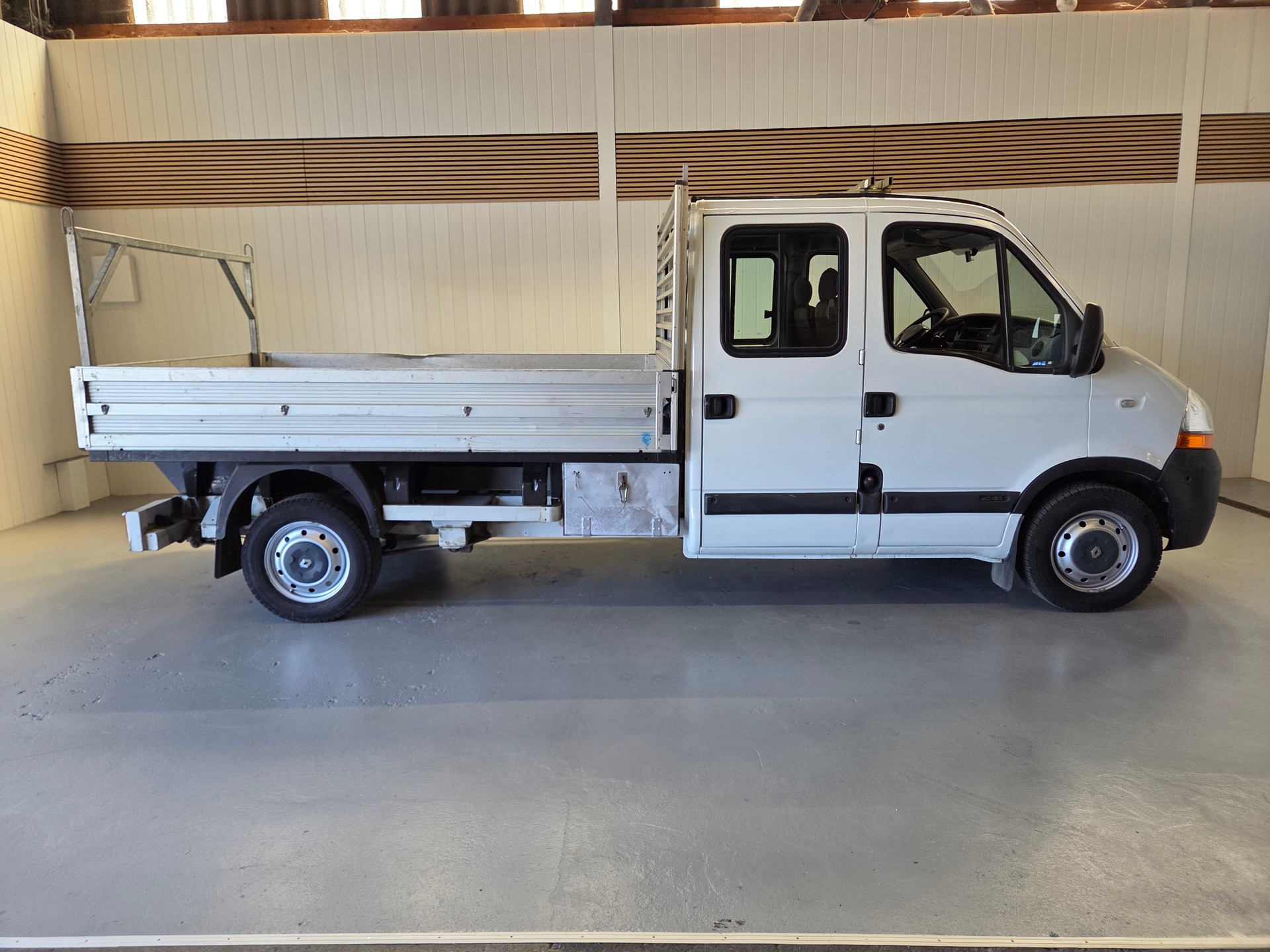 RENAULT Master T35 2.5dCi L3H1-image-4
