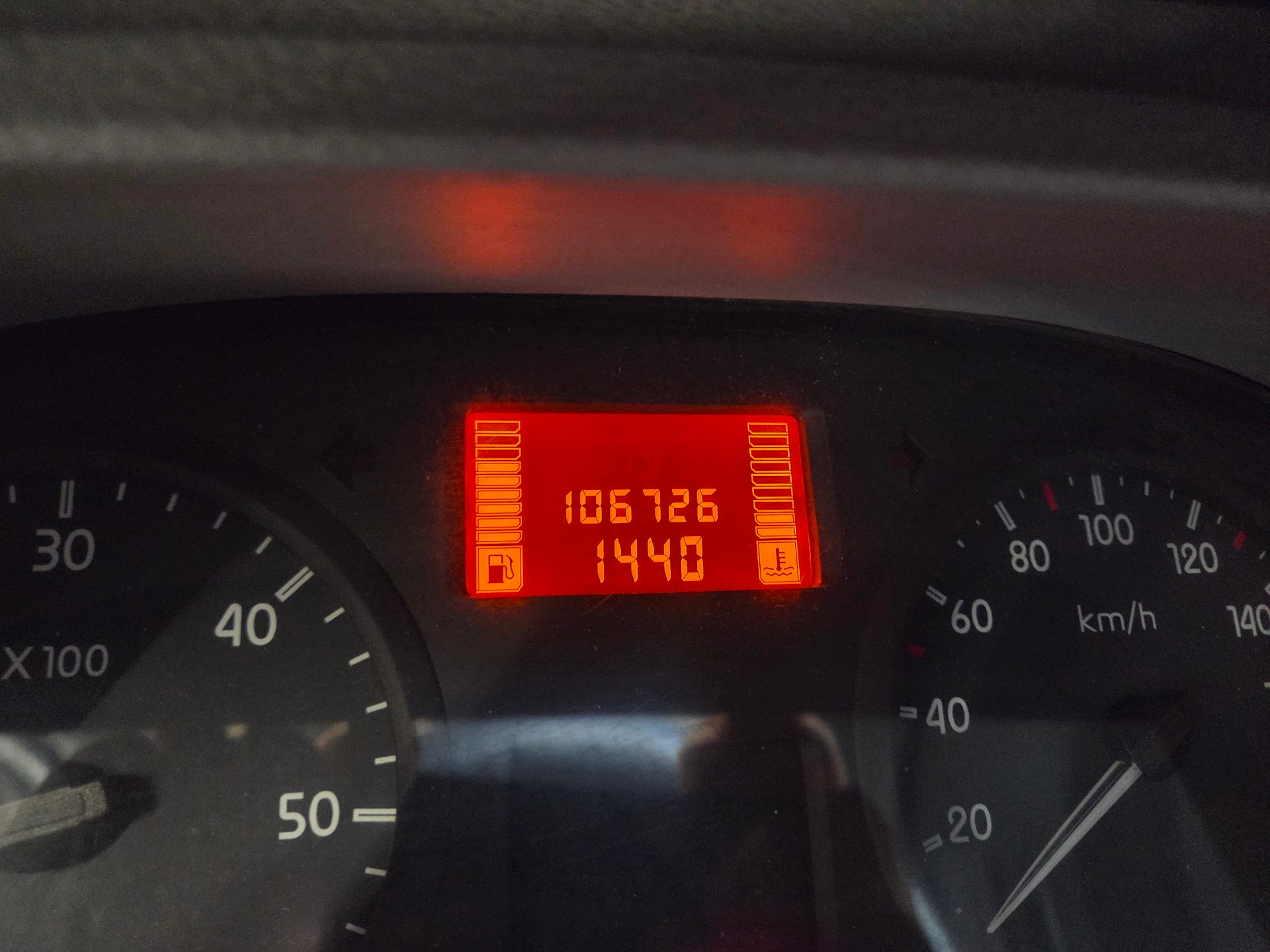 RENAULT Master T35 2.5dCi L3H1-image-9