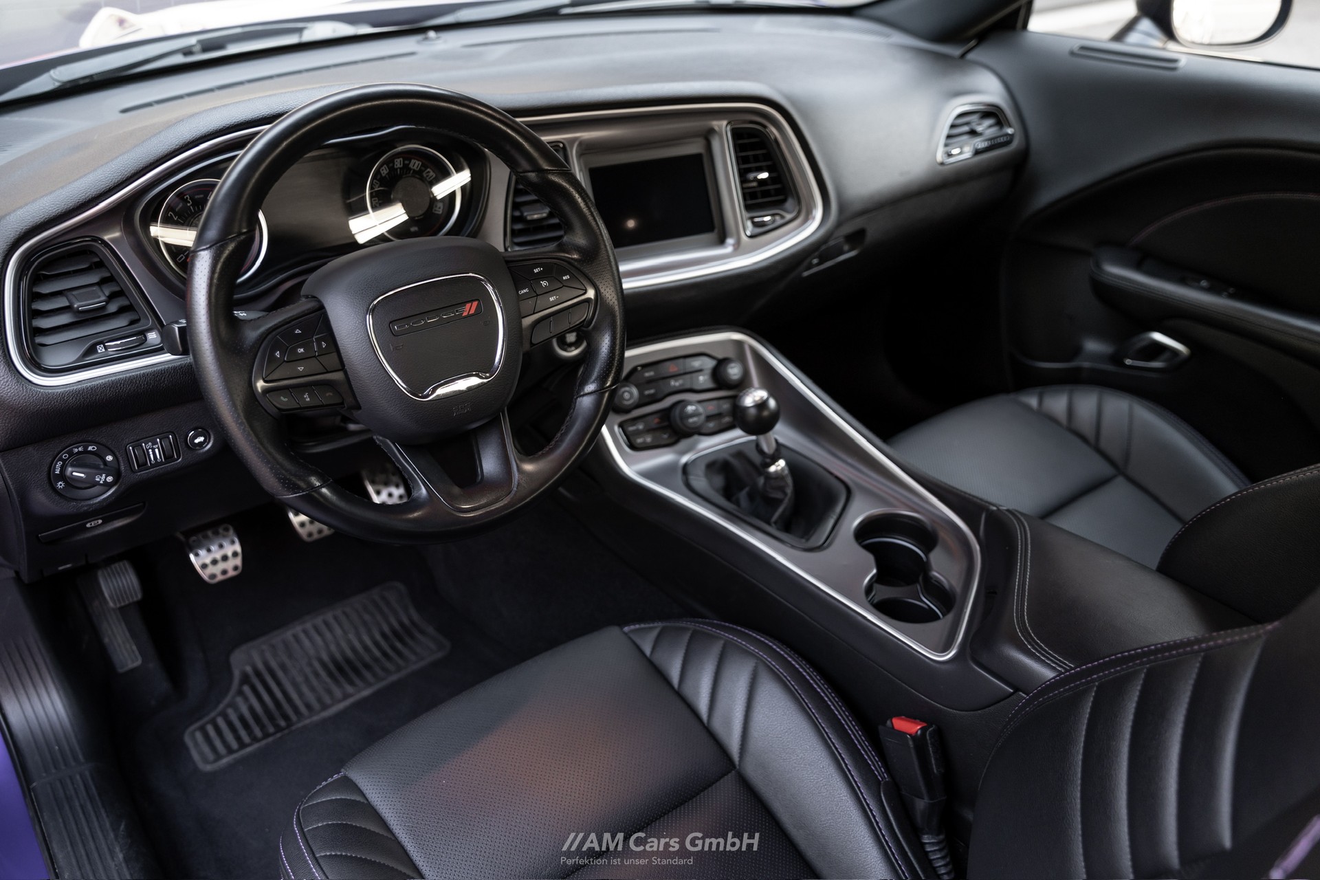 DODGE Challenger 5.7 R/T (SRT-Optik)-image-6