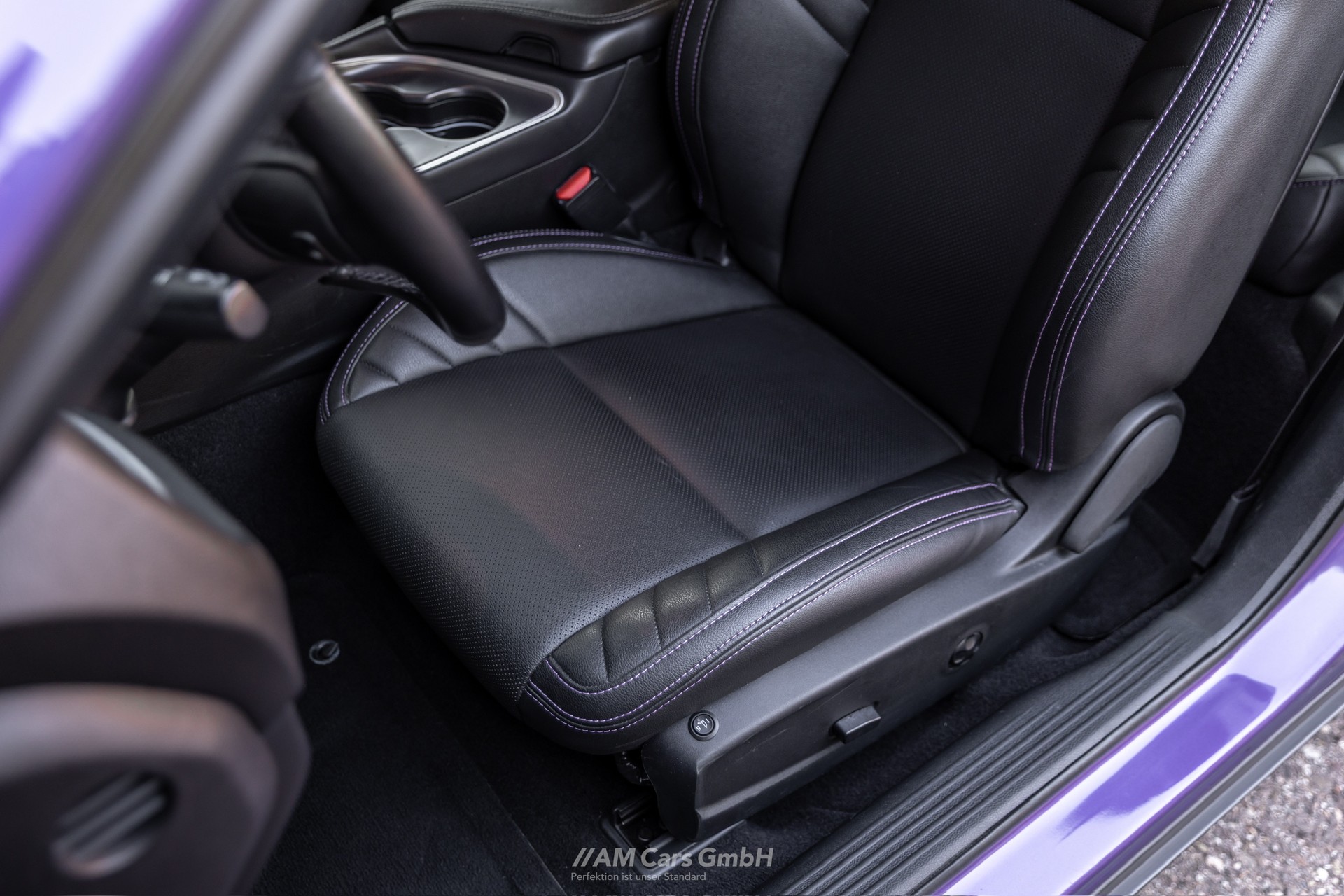 DODGE Challenger 5.7 R/T (SRT-Optik)-image-13