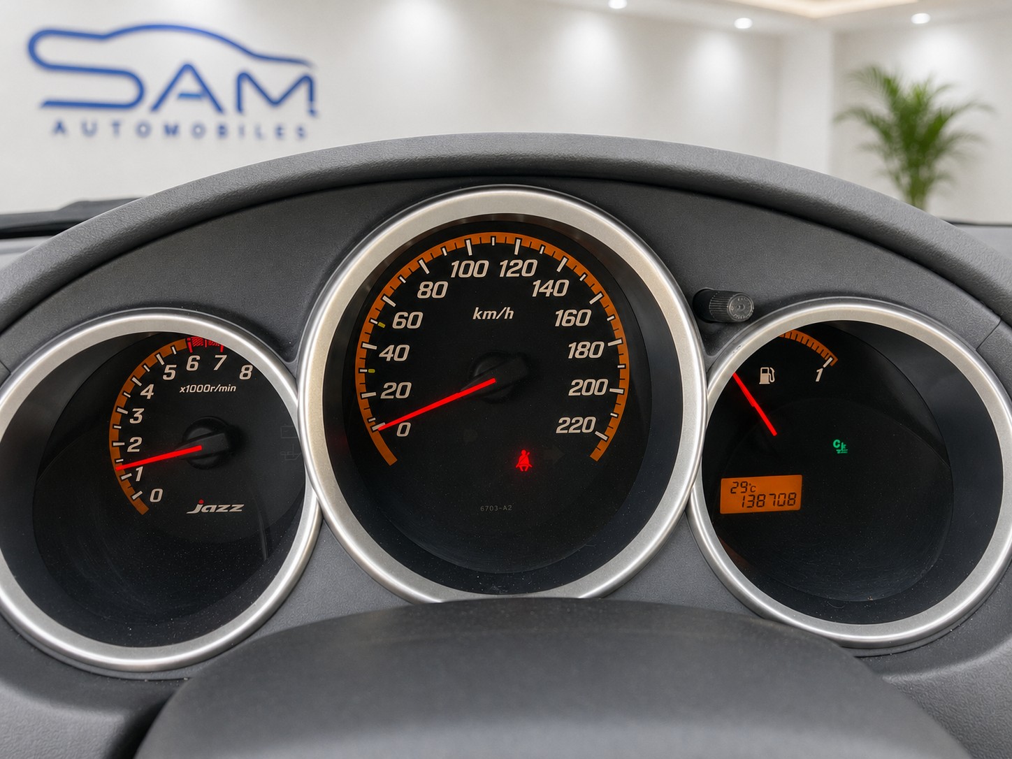 HONDA Jazz 1.4i LS-image-8