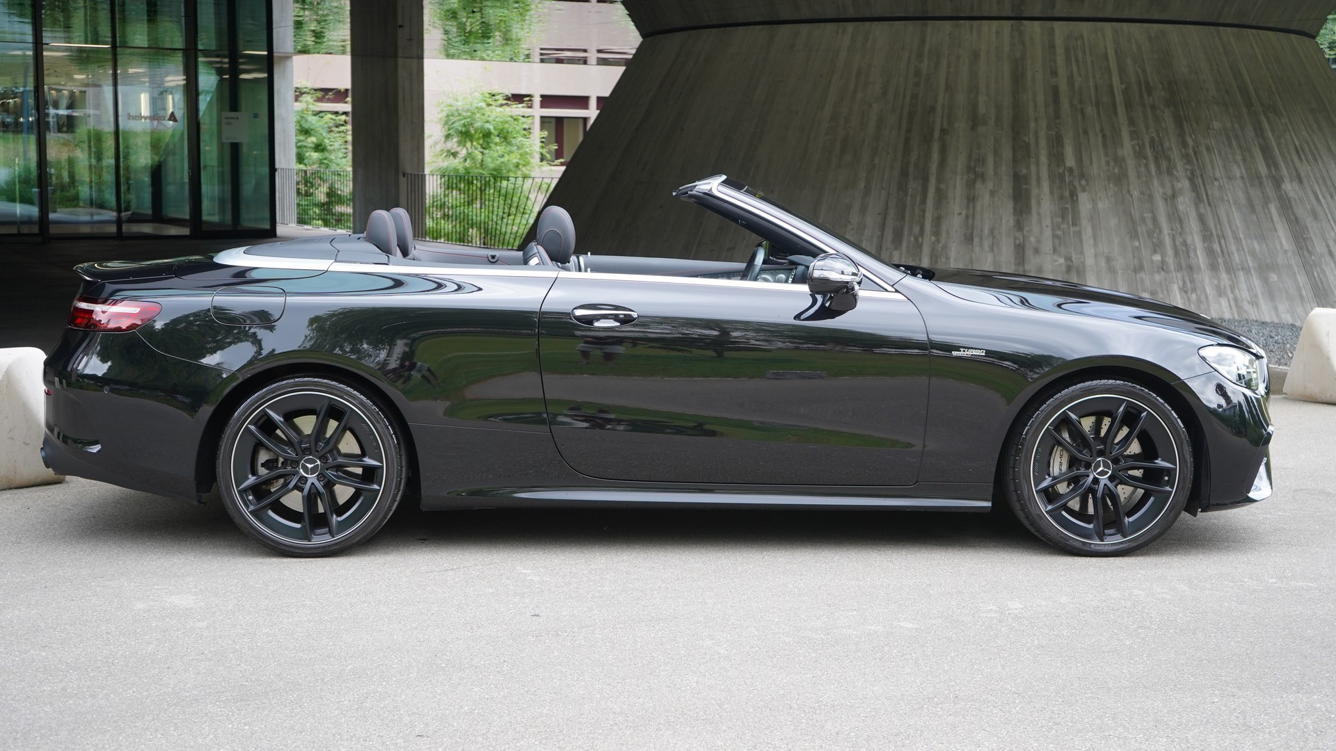 MERCEDES-BENZ E 53 Cabriolet AMG 4 Matic+ 9G-Speedshift TCT-image-3