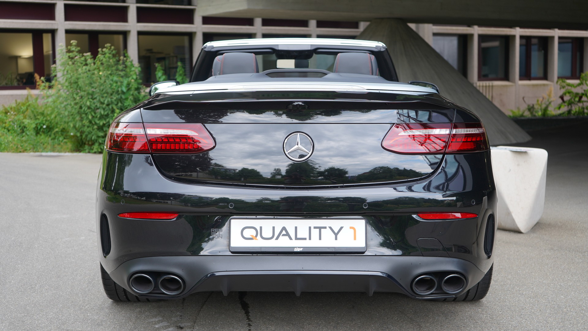 MERCEDES-BENZ E 53 Cabriolet AMG 4 Matic+ 9G-Speedshift TCT-image-4