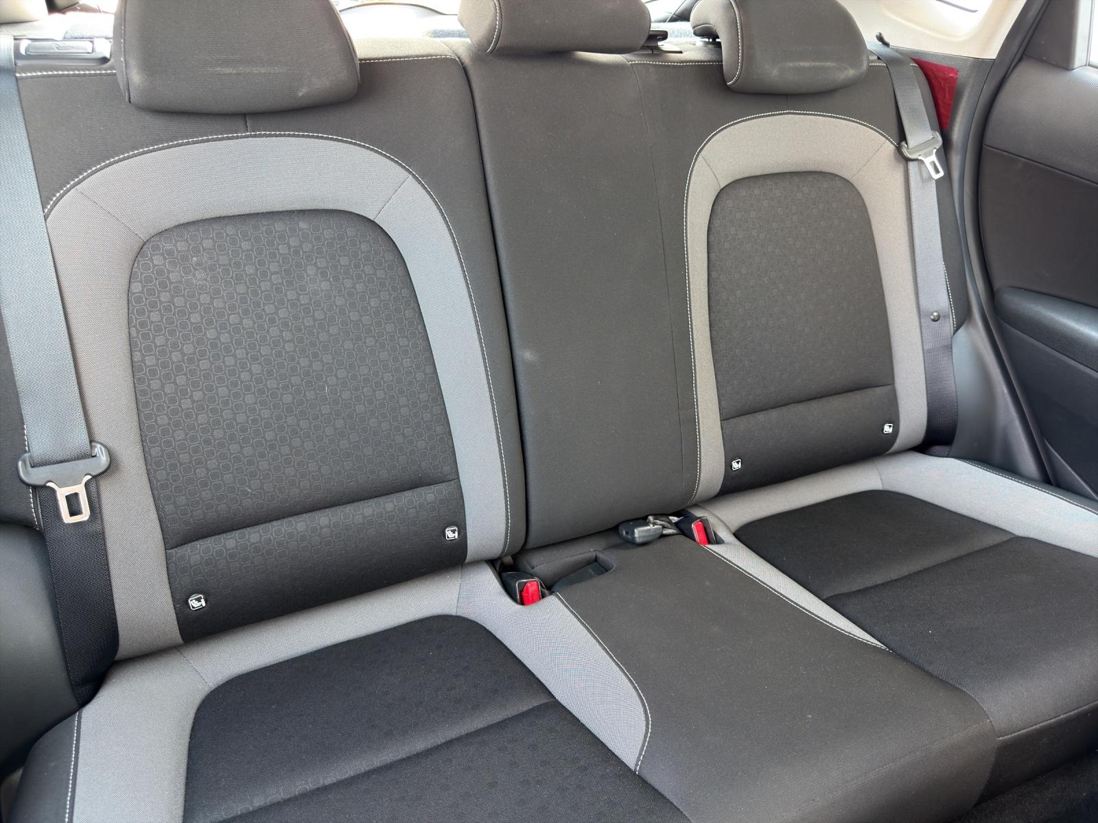 HYUNDAI Kona 1.6 GDi Hybrid Origo (CH)-image-18