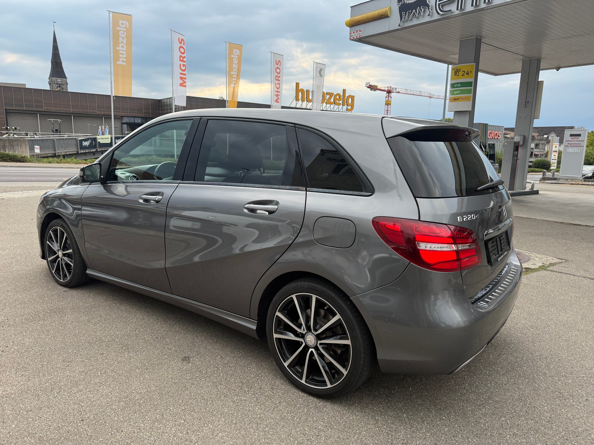 MERCEDES-BENZ B 220 CDI Urban 4Matic 7G-DCT-image-4