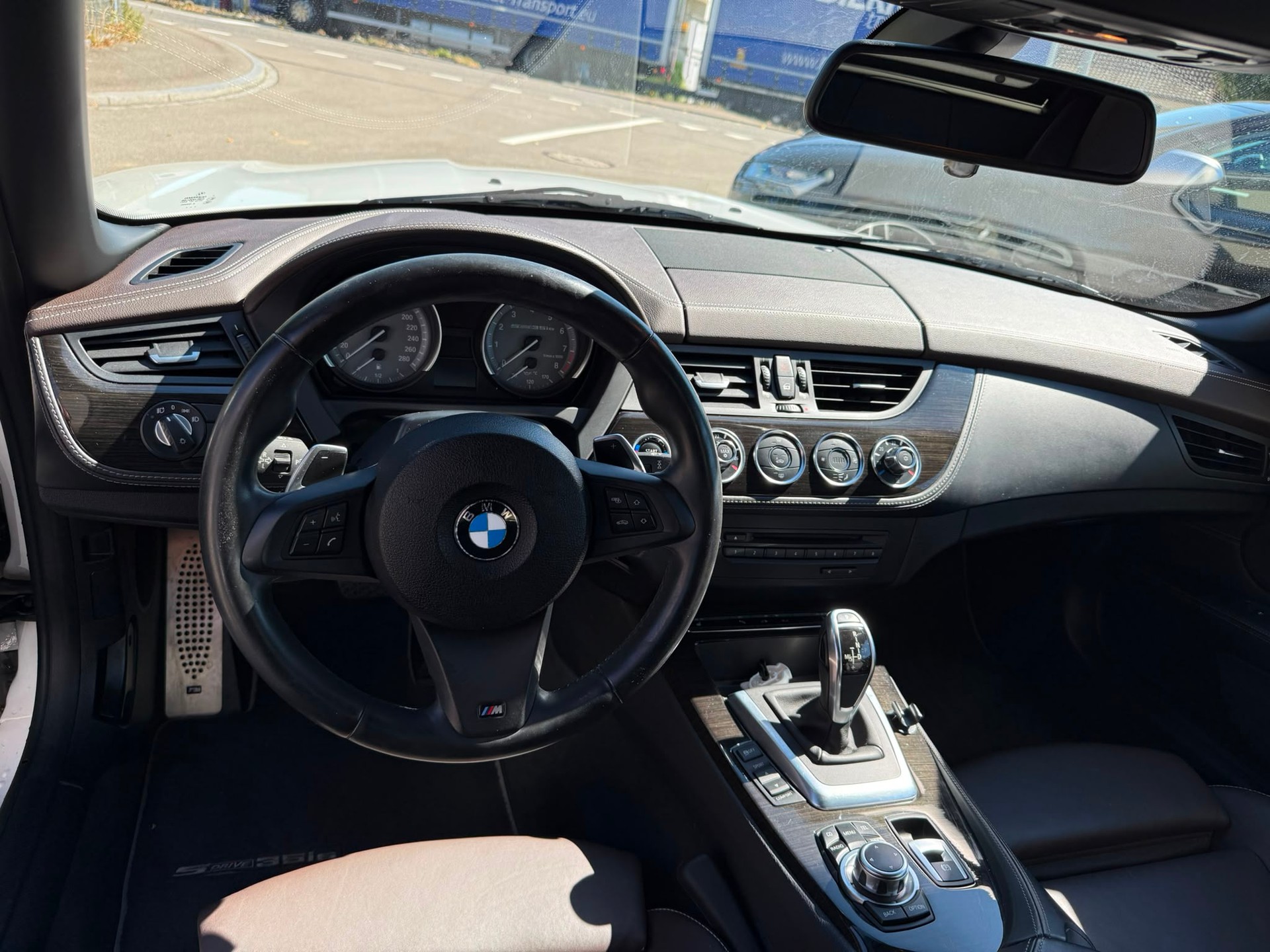 BMW Z4 sDrive35is DKG-image-8