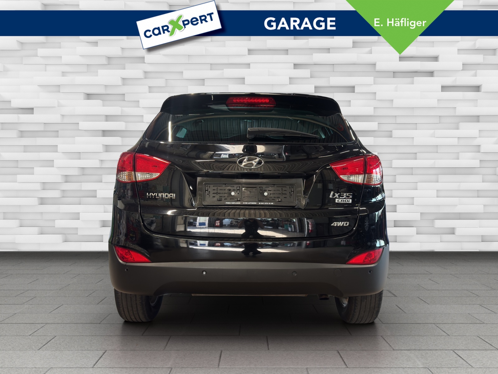 HYUNDAI iX 35 2.0 CRDi Style 4WD Automatic-image-3