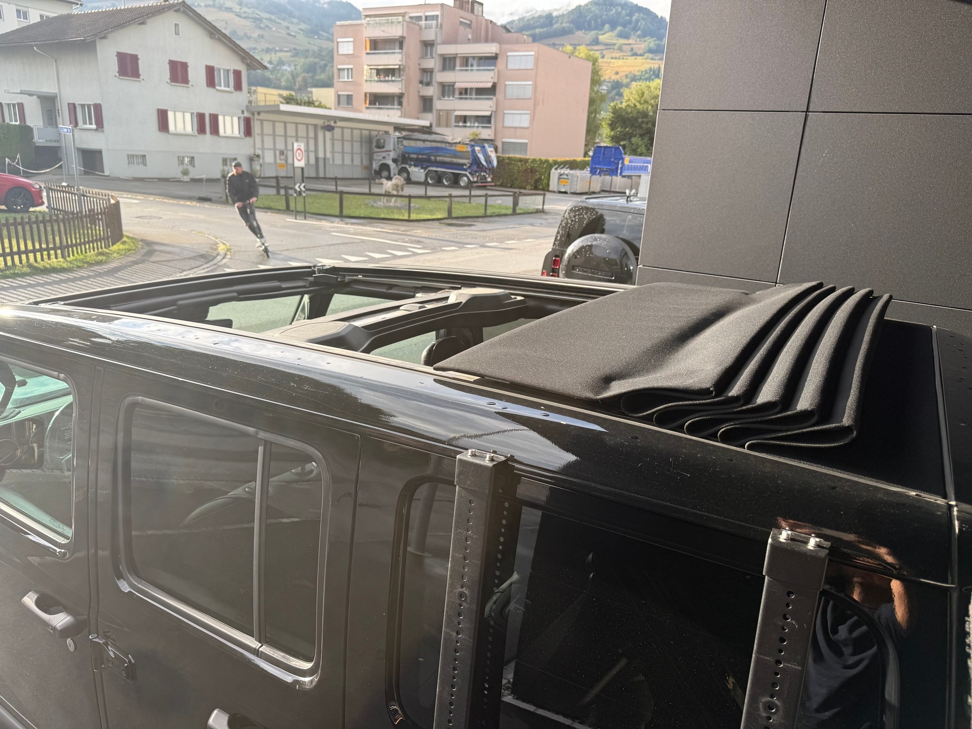 JEEP Wrangler 2.0 Unlimited Sahara Automatic-image-6