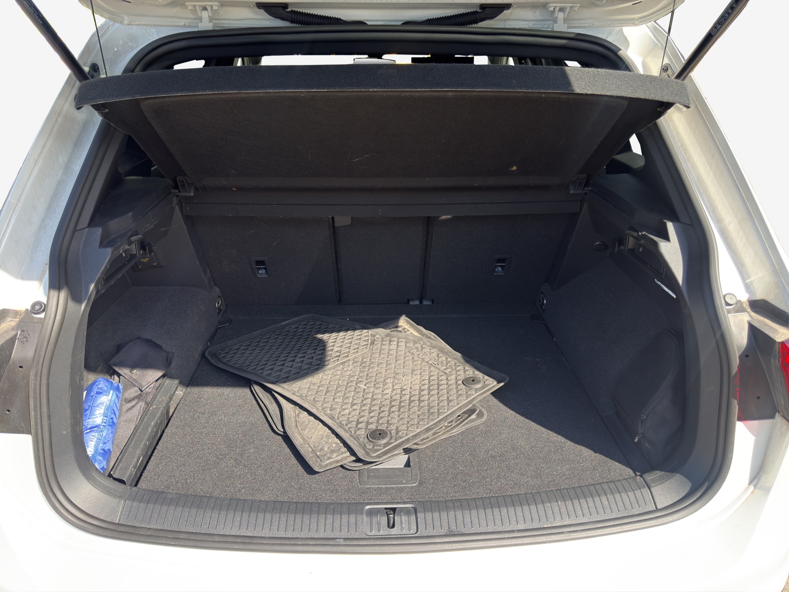 VW Tiguan 2.0TSI R-Line 4Motion DSG-image-12