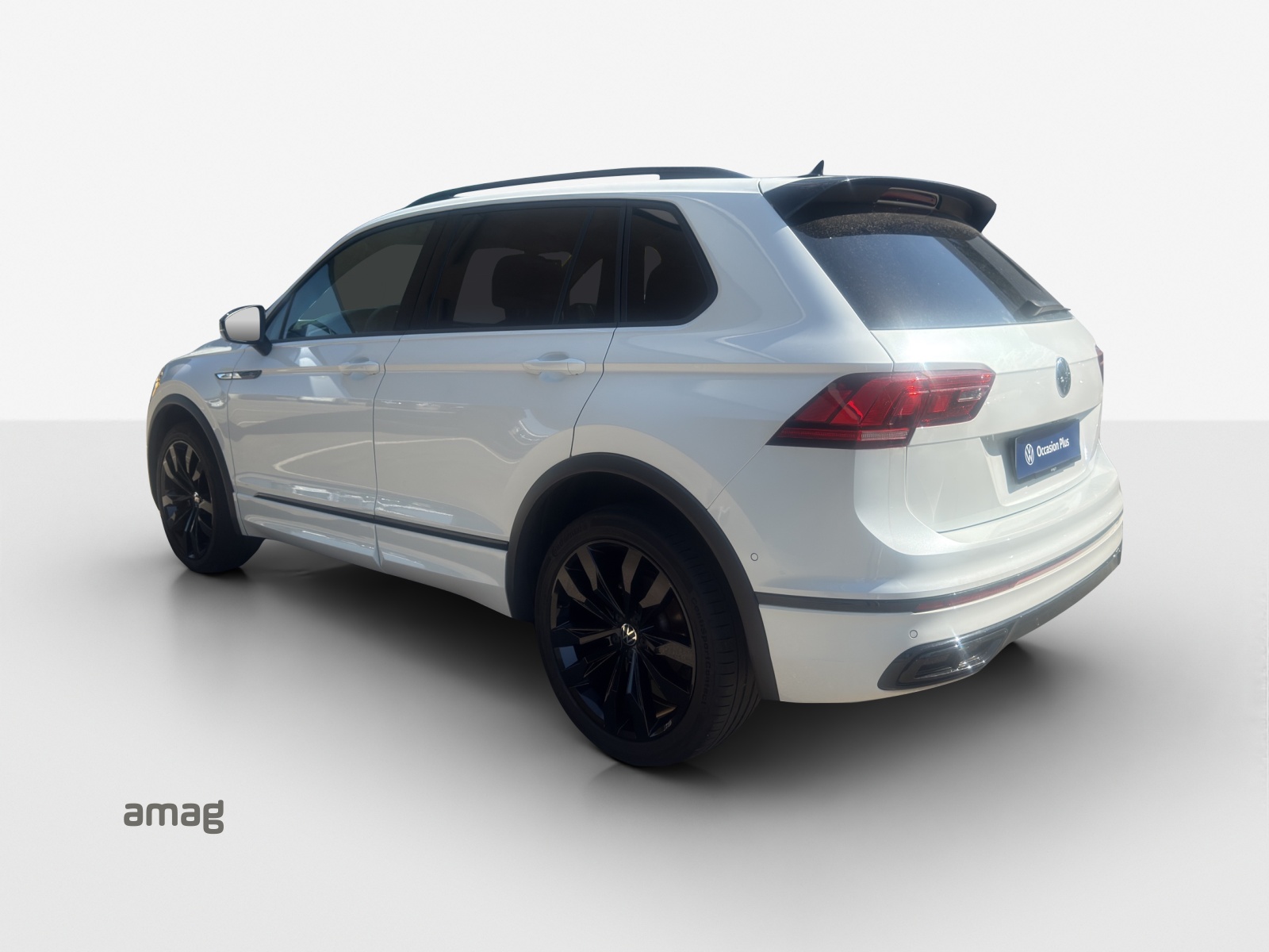 VW Tiguan 2.0TSI R-Line 4Motion DSG-image-2