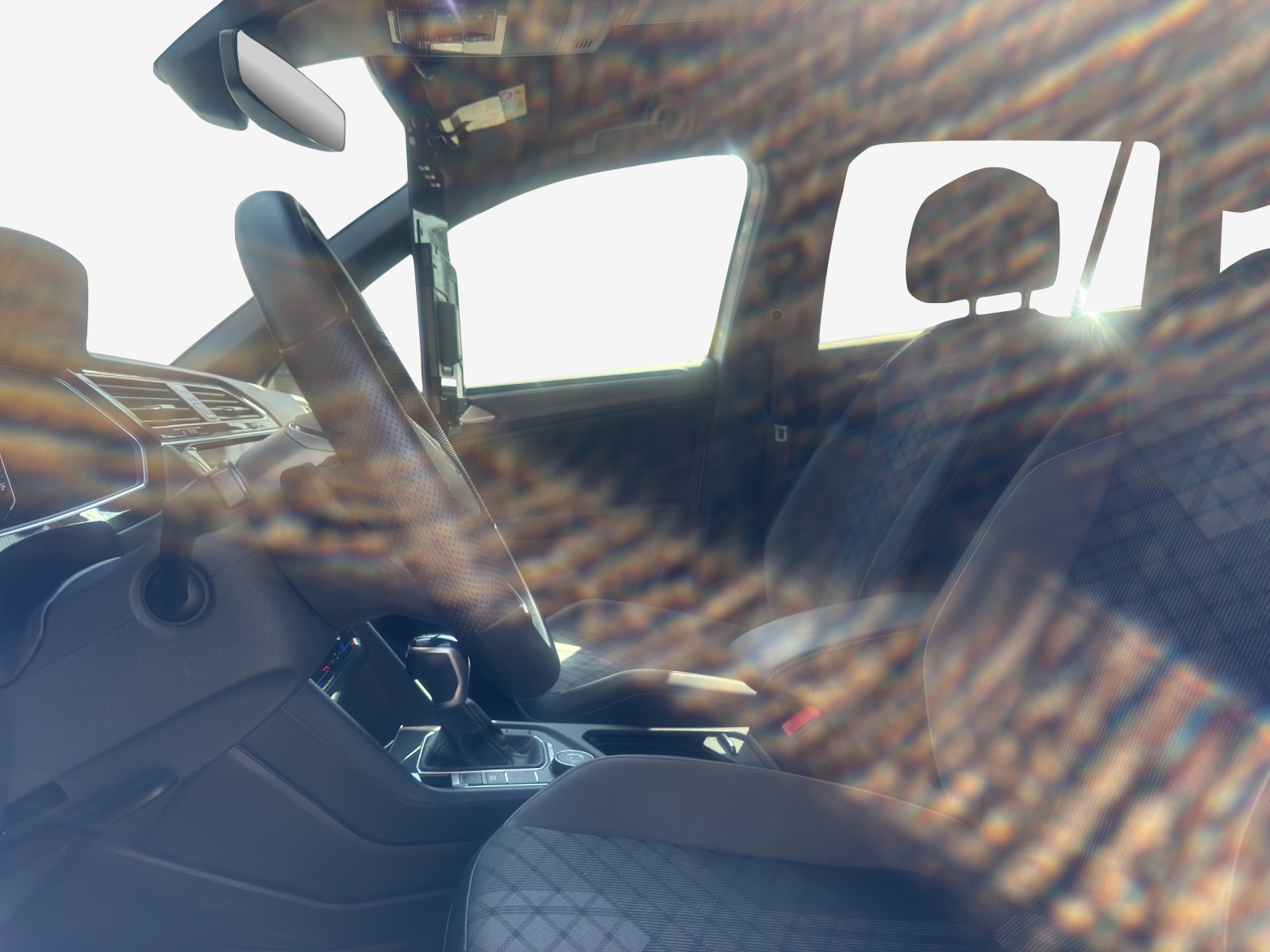 VW Tiguan 2.0TSI R-Line 4Motion DSG-image-7