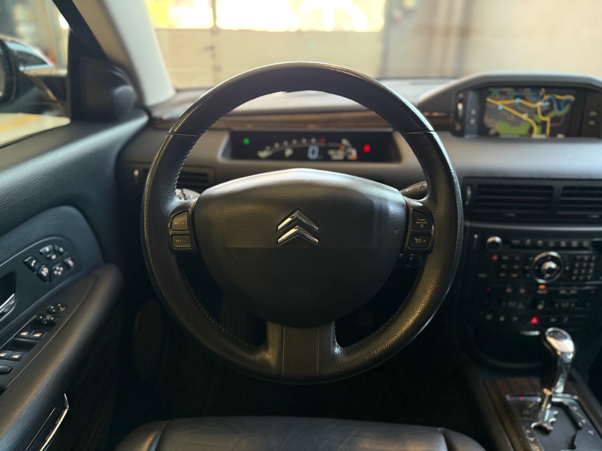 CITROEN C6 Sedan 3.0i V6 Exclusive Automatic-image-13