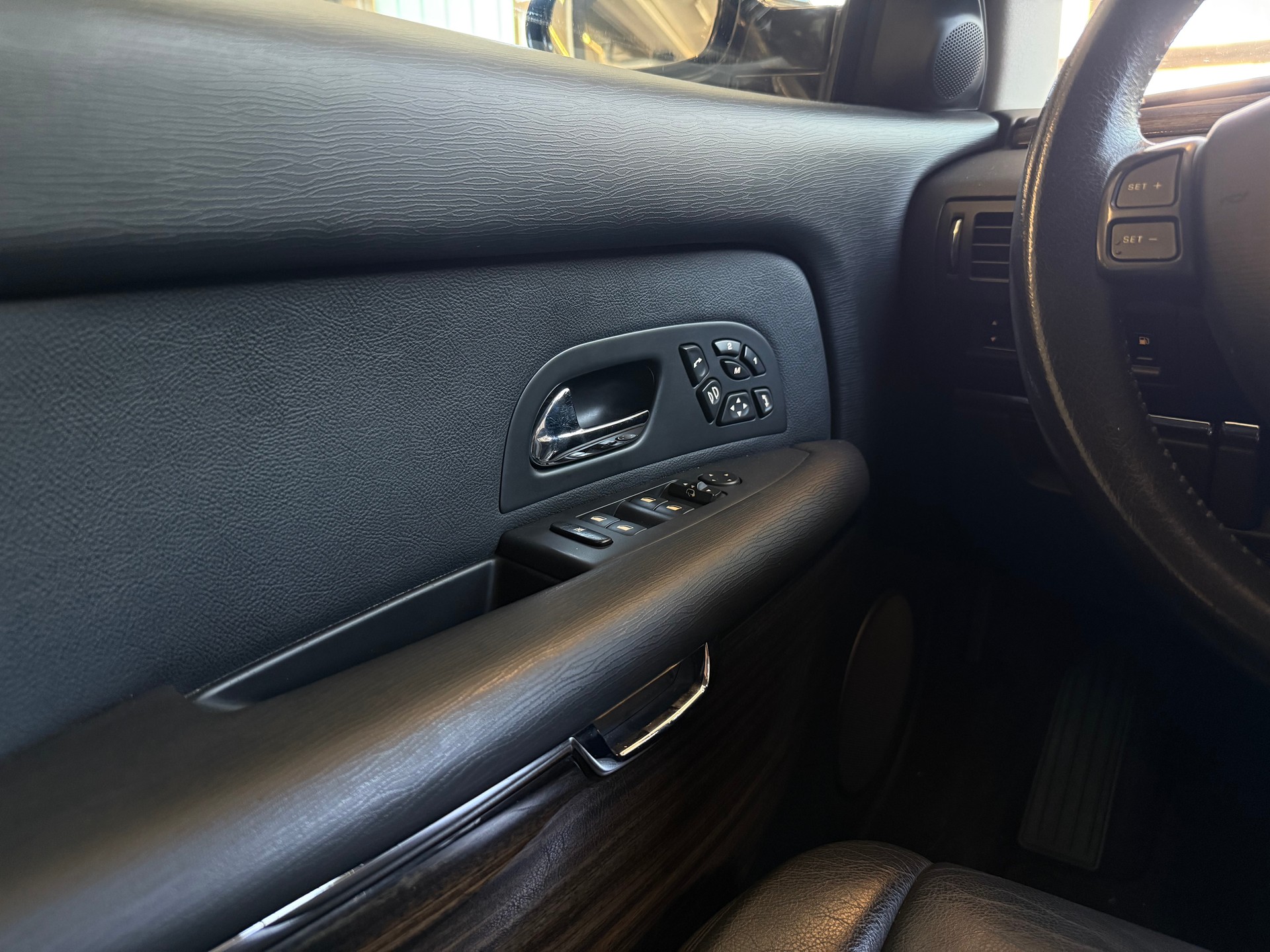 CITROEN C6 Sedan 3.0i V6 Exclusive Automatic-image-15