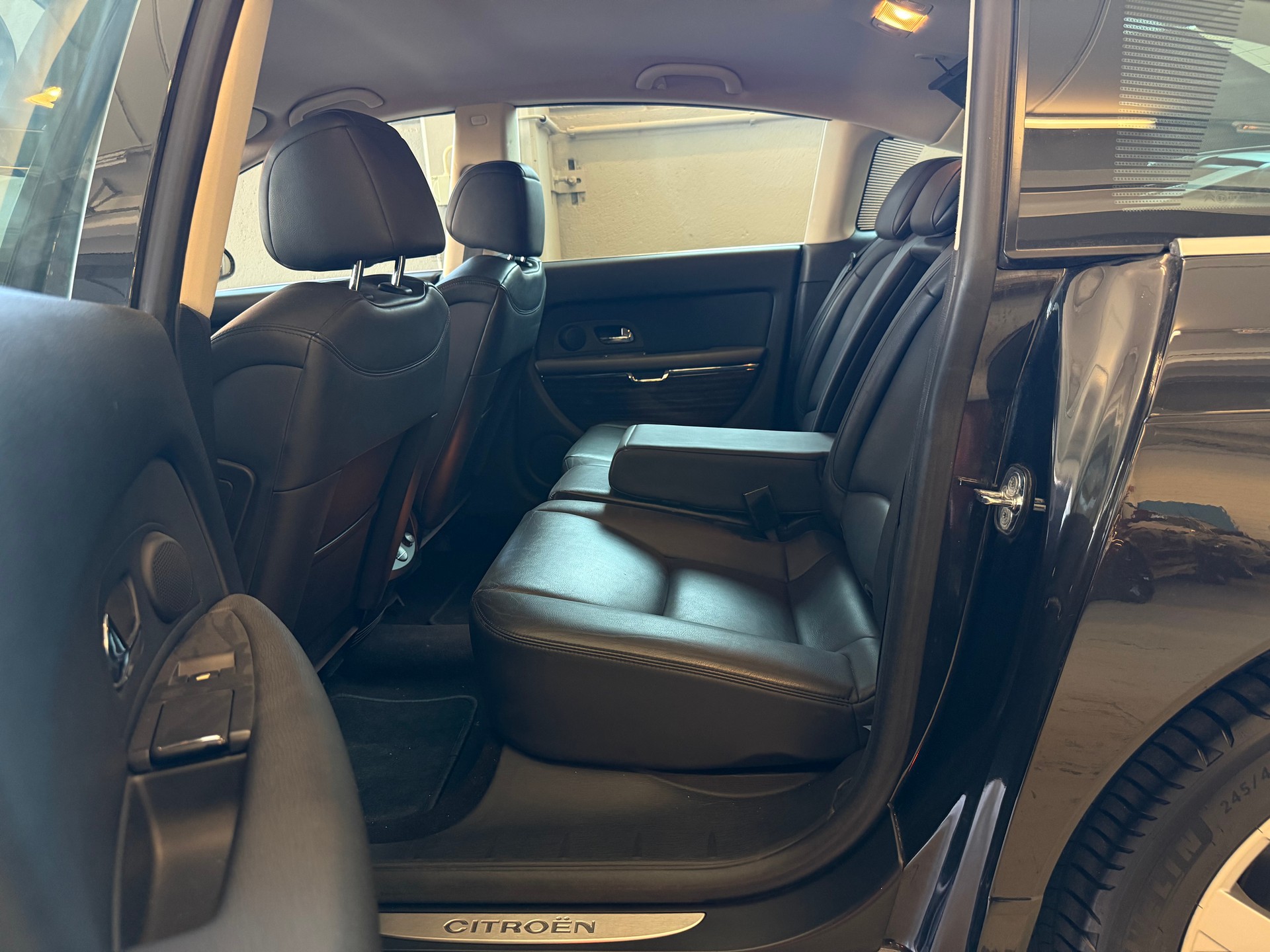 CITROEN C6 Sedan 3.0i V6 Exclusive Automatic-image-10