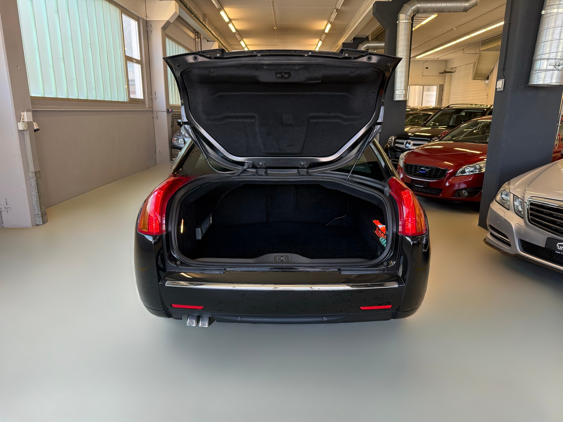 CITROEN C6 Sedan 3.0i V6 Exclusive Automatic-image-8