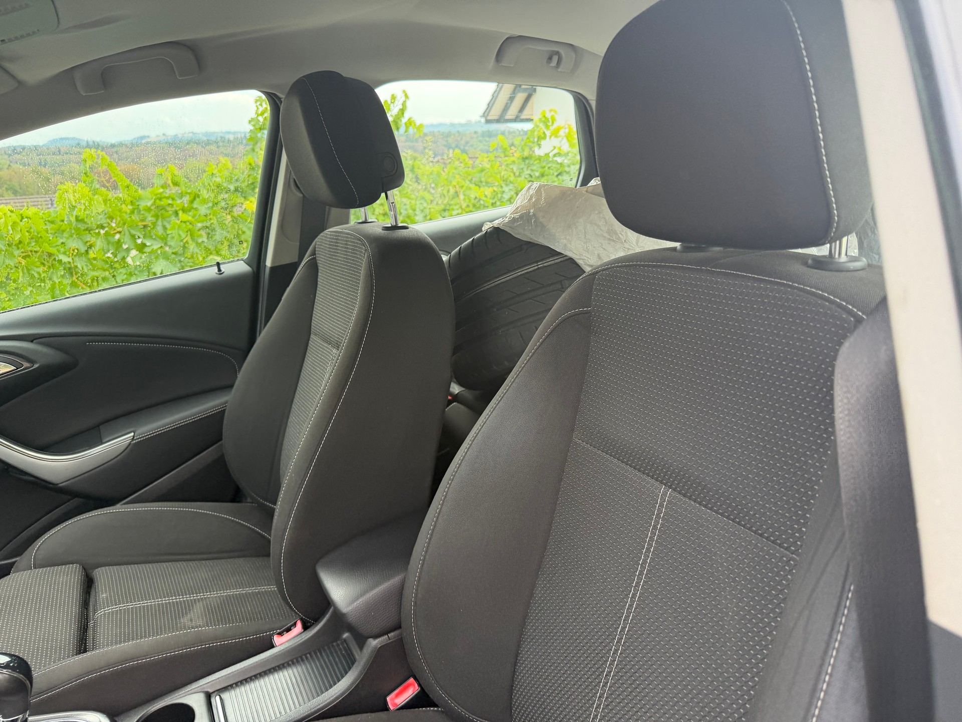 OPEL Astra 1.6i 16V Turbo Cosmo-image-7