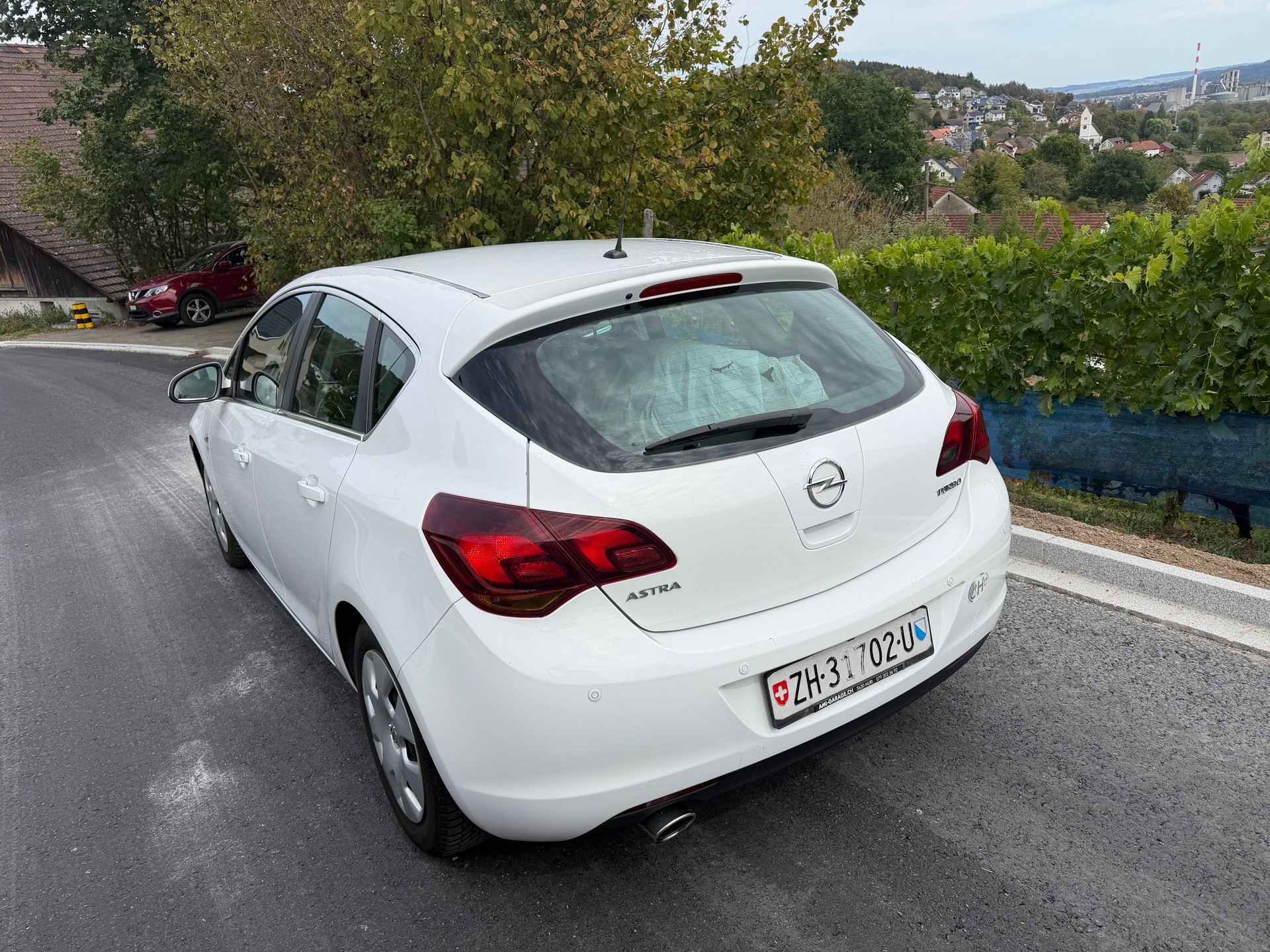 OPEL Astra 1.6i 16V Turbo Cosmo-image-5