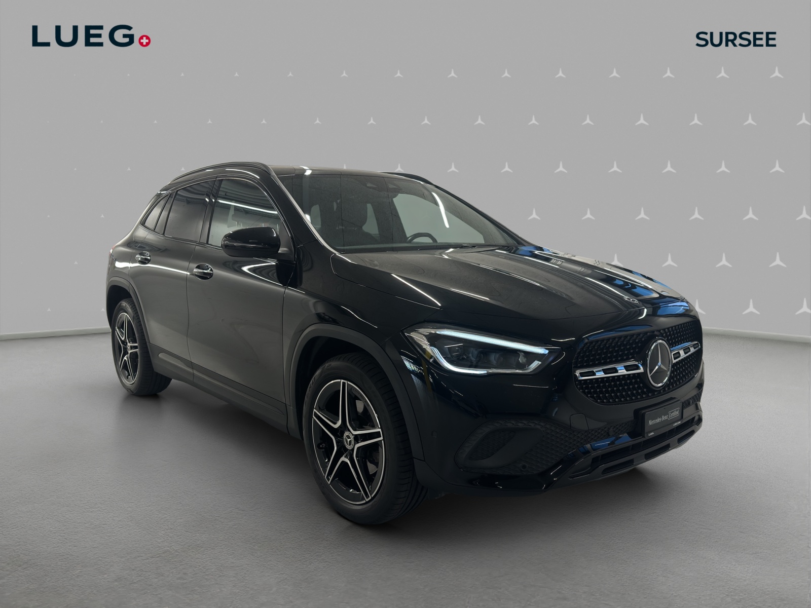 MERCEDES-BENZ GLA 200 Progressive 7G-DCT-image-4