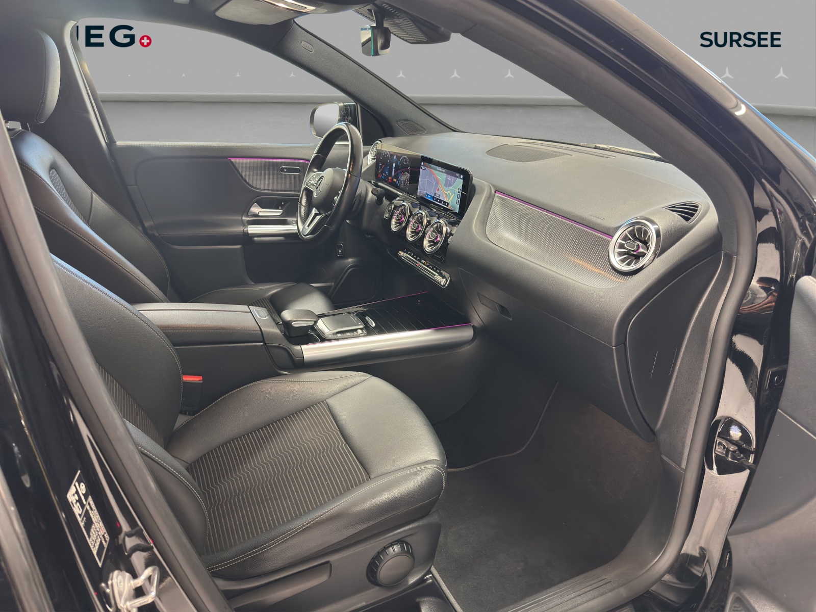 MERCEDES-BENZ GLA 200 Progressive 7G-DCT-image-8