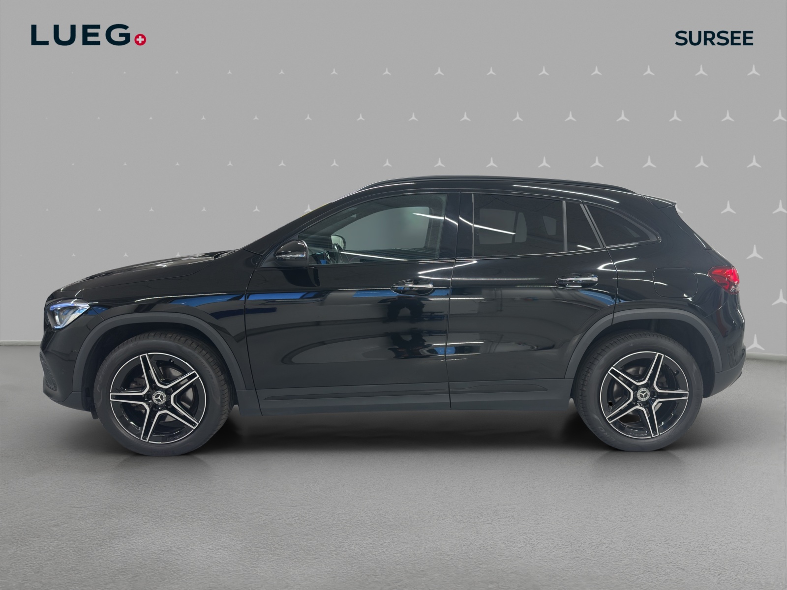 MERCEDES-BENZ GLA 200 Progressive 7G-DCT-image-1
