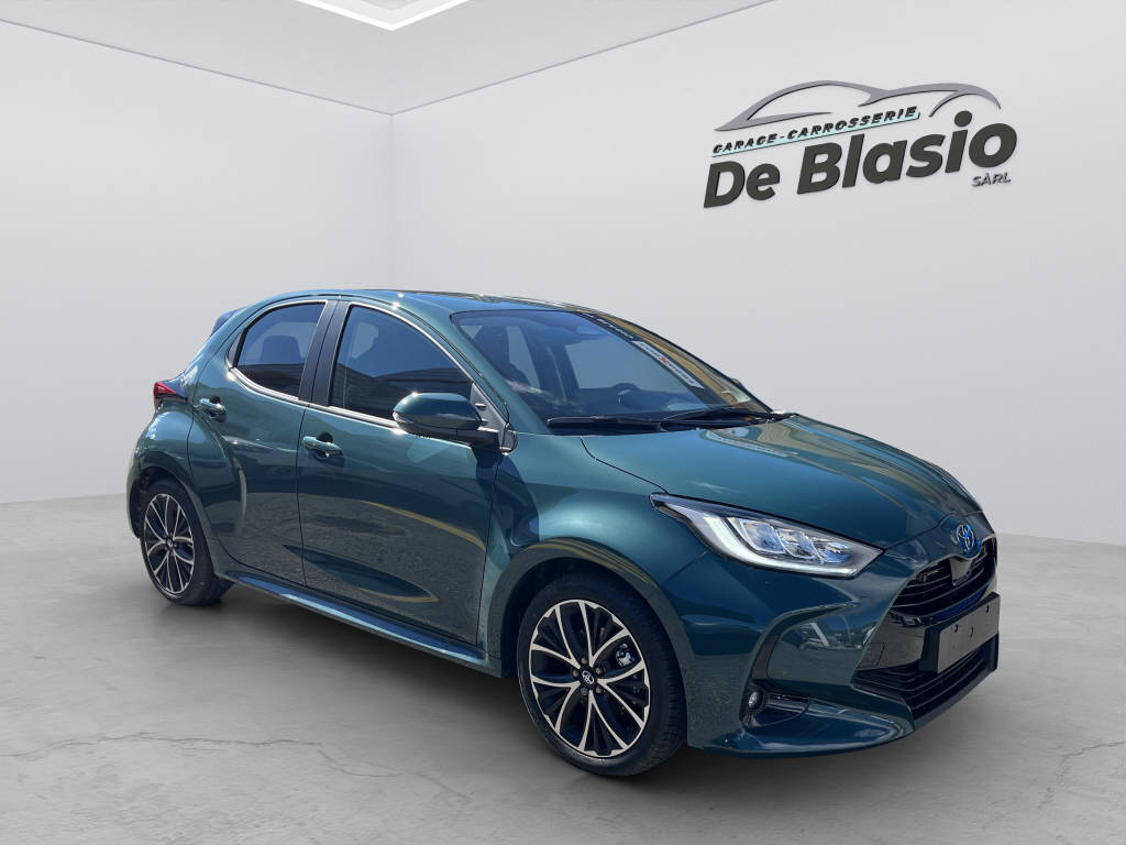 TOYOTA Yaris 1.5 VVT-i HSD Trend-image-0