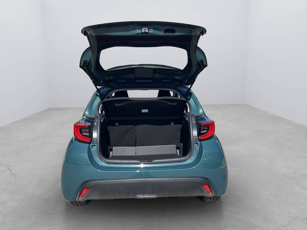 TOYOTA Yaris 1.5 VVT-i HSD Trend-image-12
