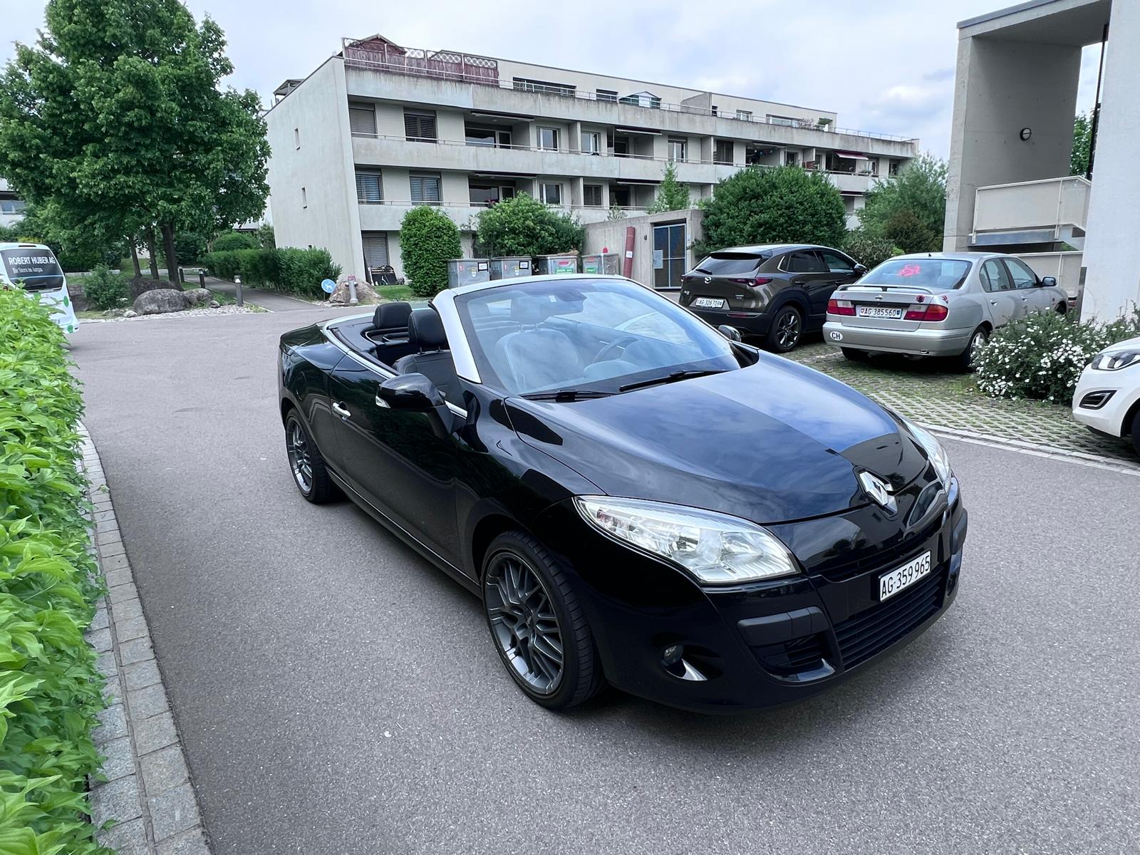 RENAULT Mégane CC 1.4 16V Turbo Dynamique-image-11