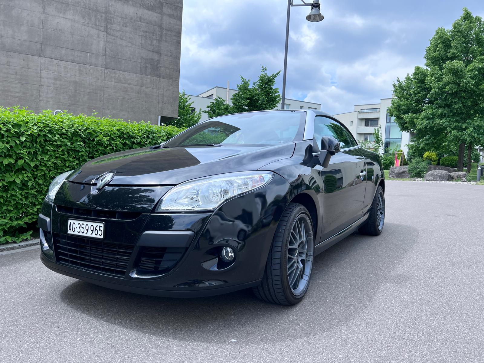 RENAULT Mégane CC 1.4 16V Turbo Dynamique-image-1