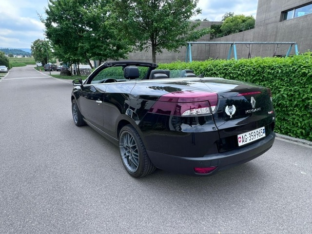 RENAULT Mégane CC 1.4 16V Turbo Dynamique-image-3