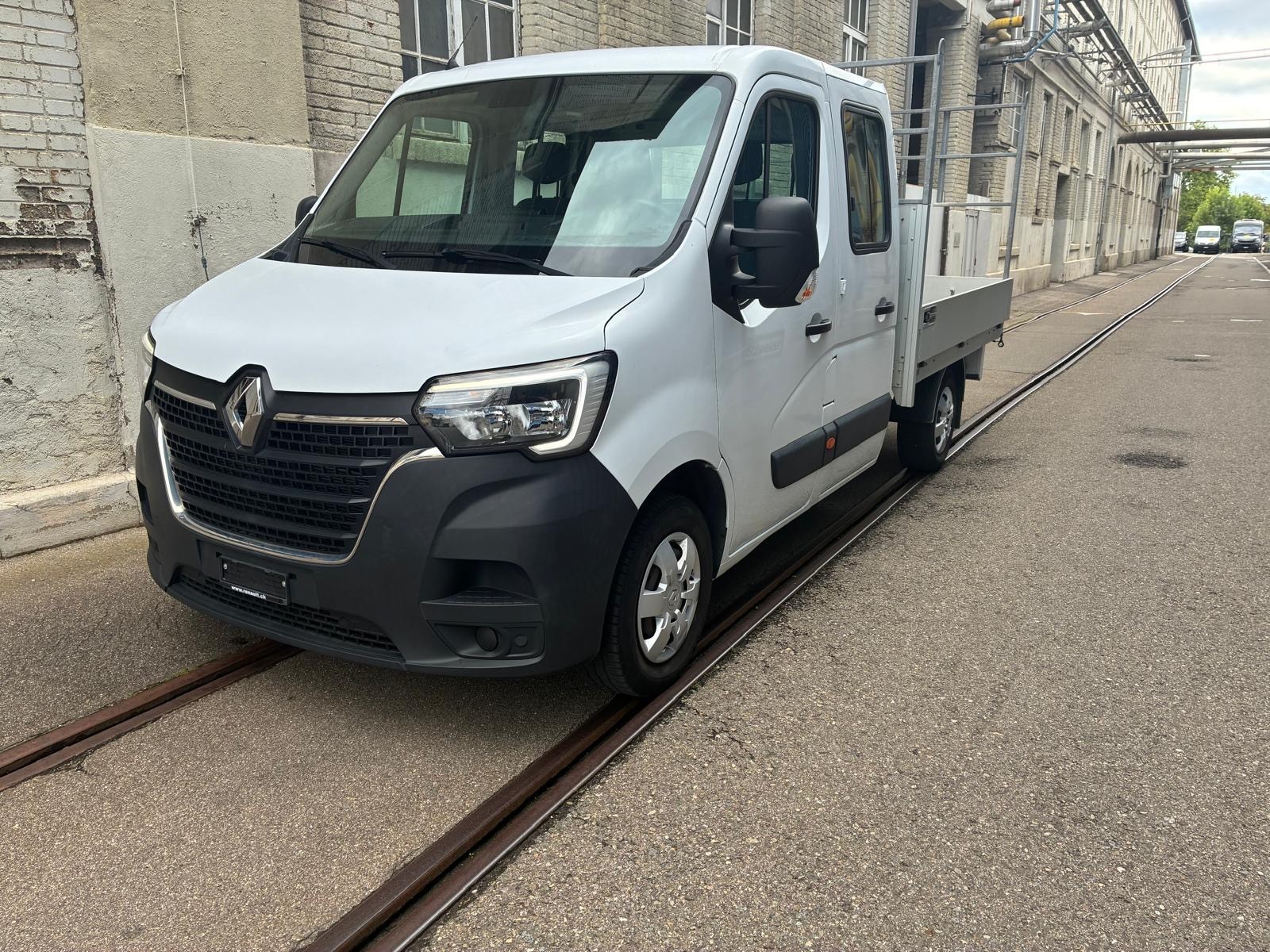 RENAULT Master T35 dCi135 L2-image-0