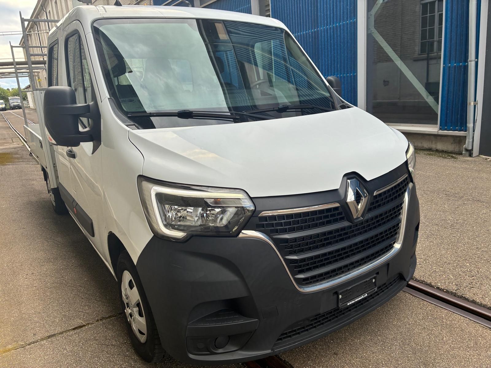 RENAULT Master T35 dCi135 L2-image-3