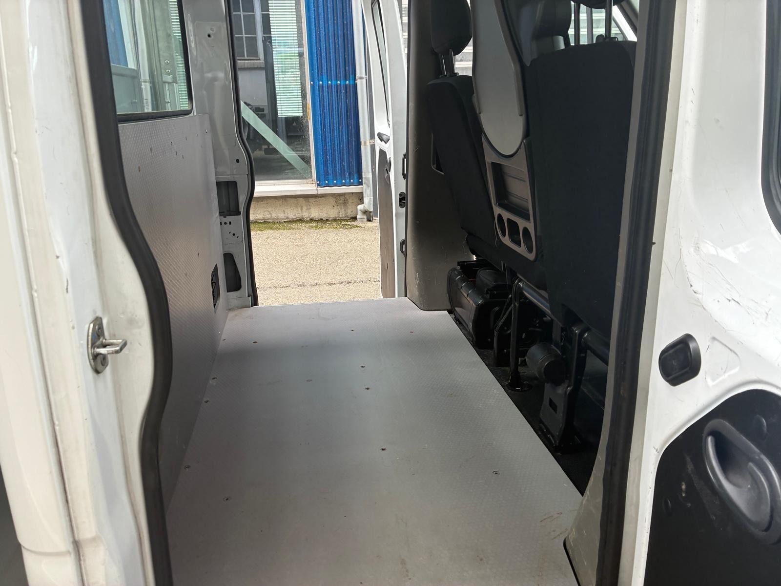 RENAULT Master T35 dCi135 L2-image-13