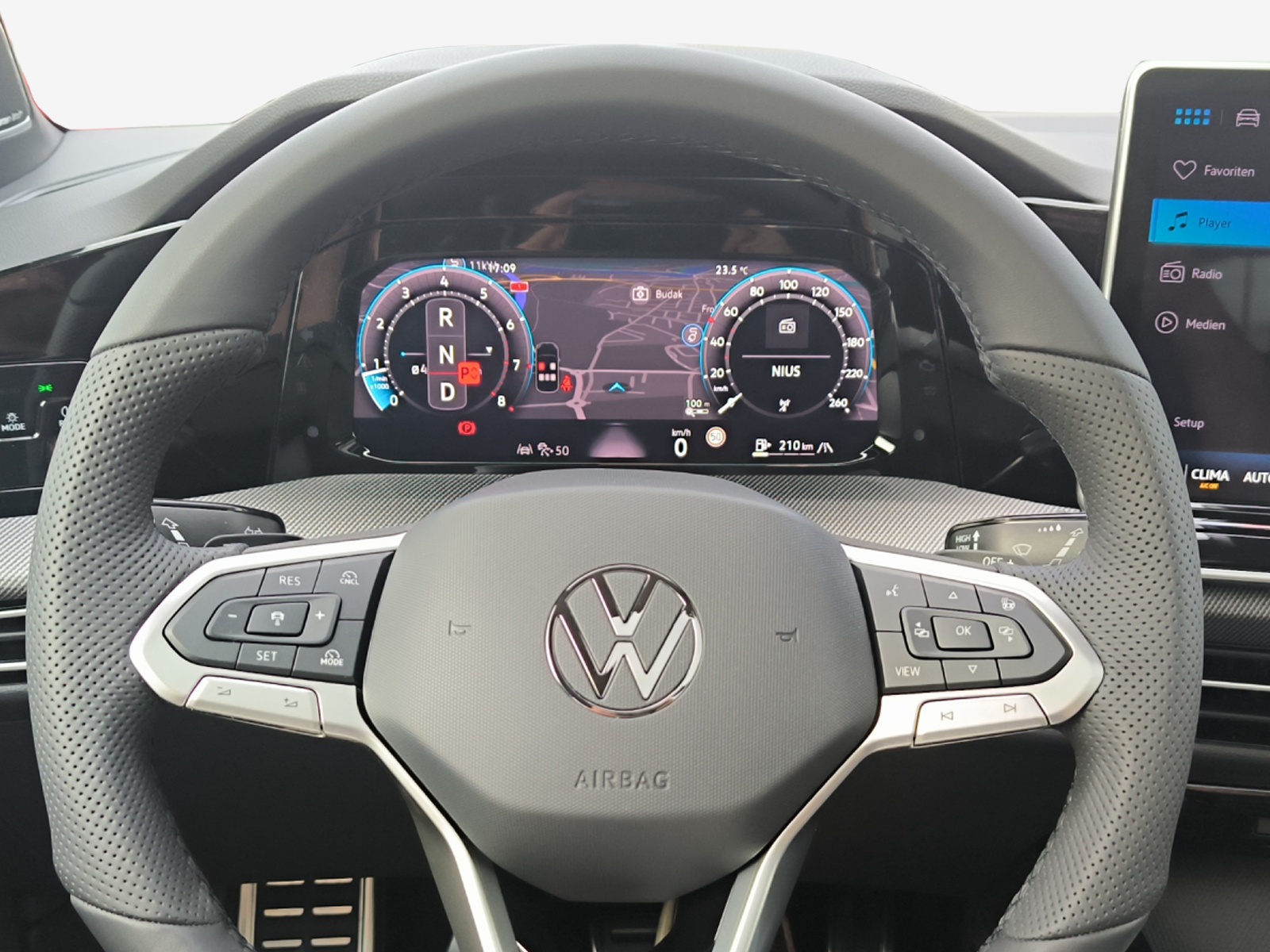 VW Golf Variant 2.0 TSI R-Line DSG 4 Motion-image-9