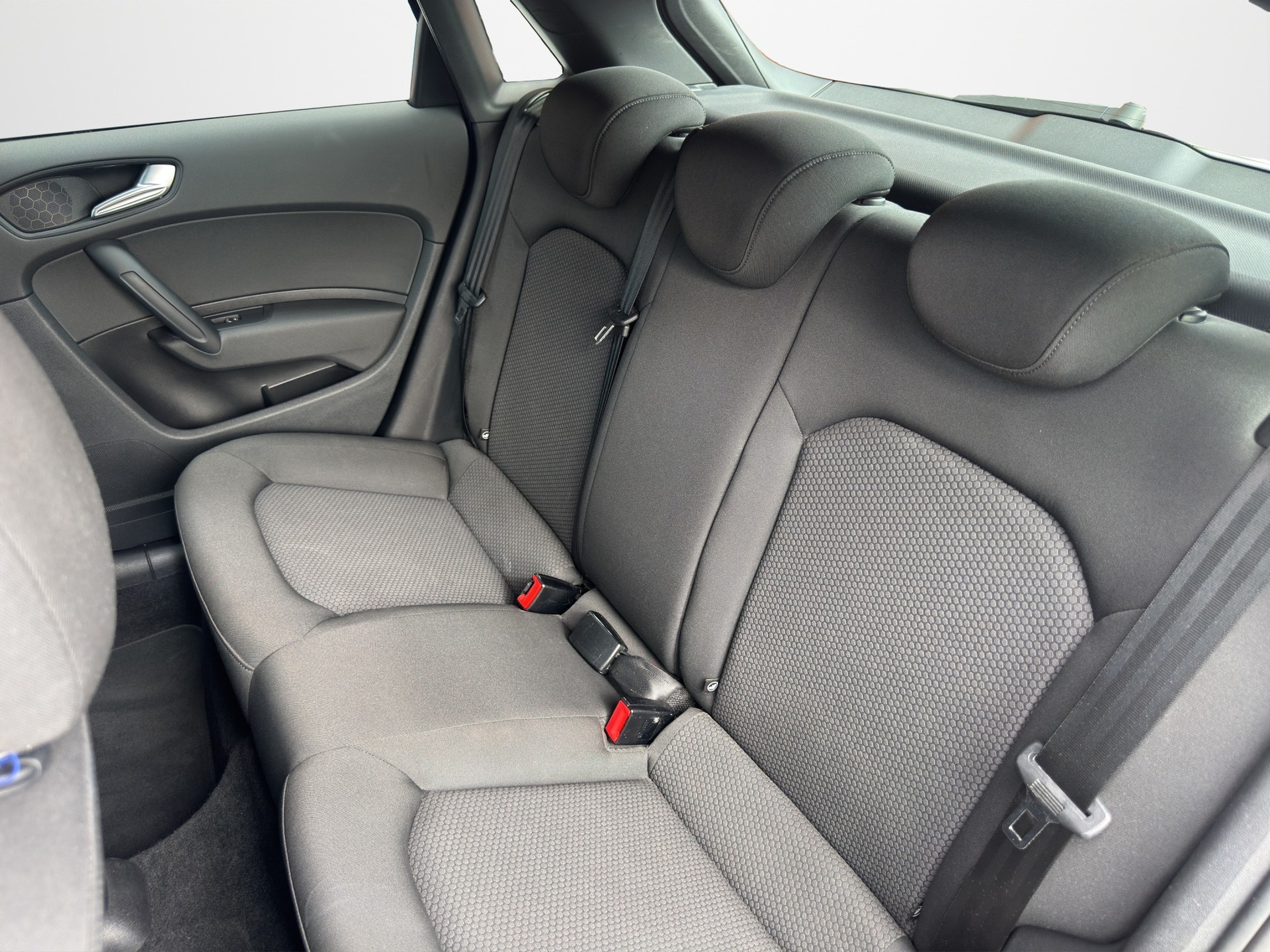 AUDI A1 Sportback 1.0 TFSI-image-13