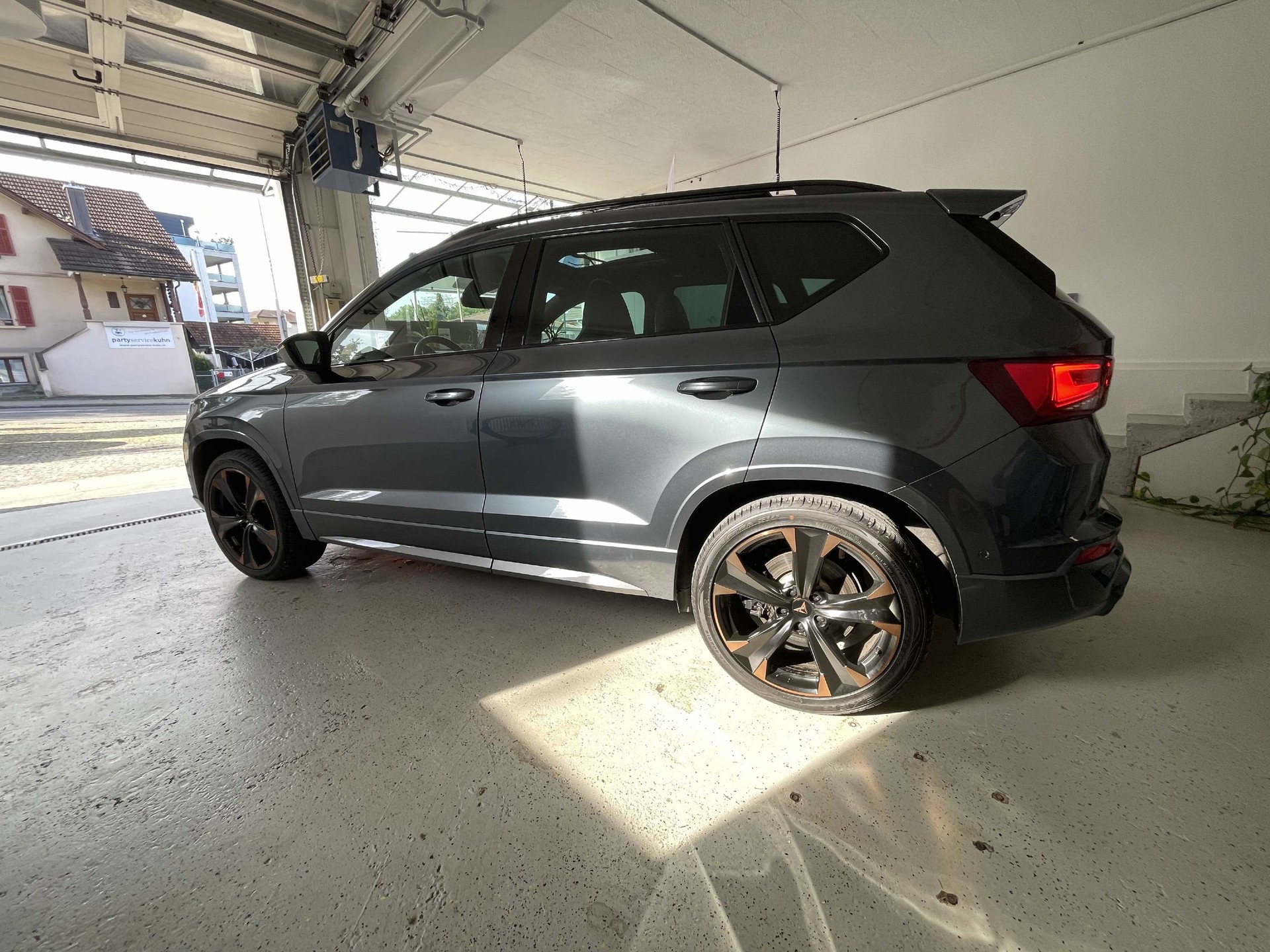 CUPRA Ateca Cupra 2.0 TSI 4Drive DSG-image-3