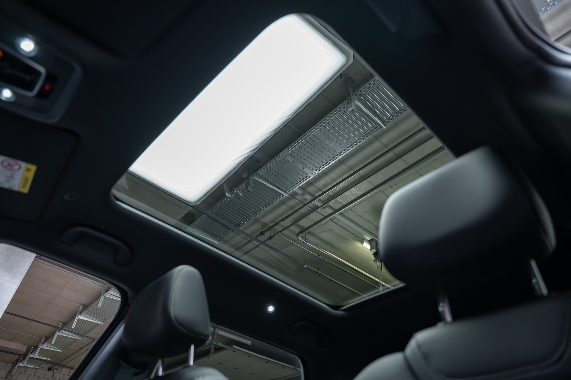 BYD Atto 2 DM-i Boost / Panoramadach / Leder / 360° Kamera-image-16