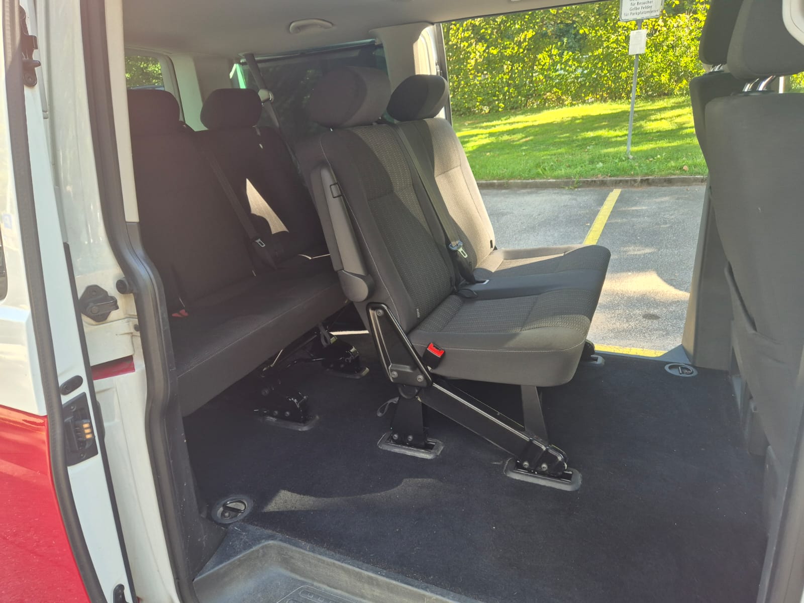 VW T6 Caravelle 2.0 TDI Highline 4Motion LWB-image-2