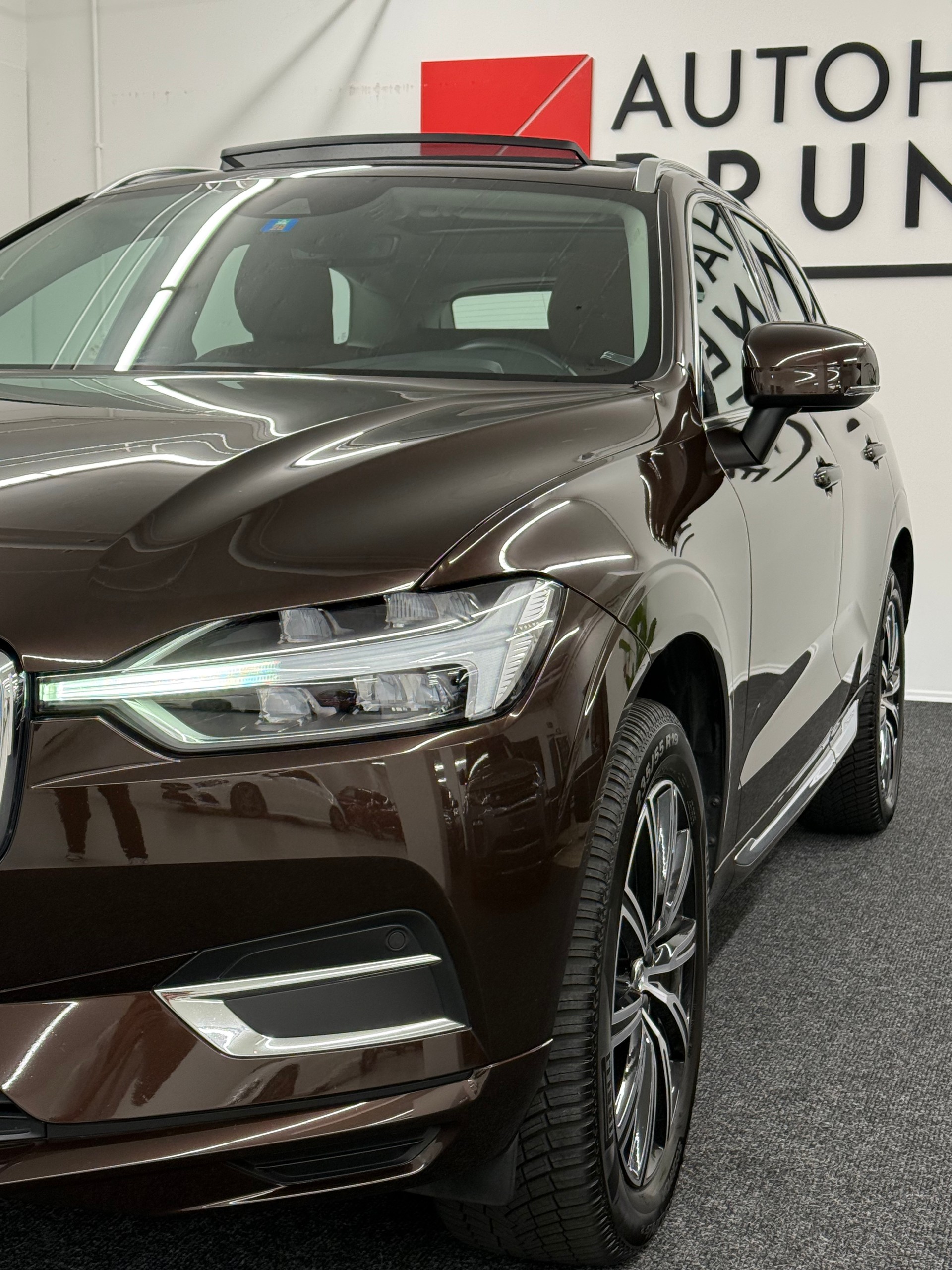 VOLVO XC60 B4 Diesel Mild Hybrid AWD Inscription Geartronic-image-10