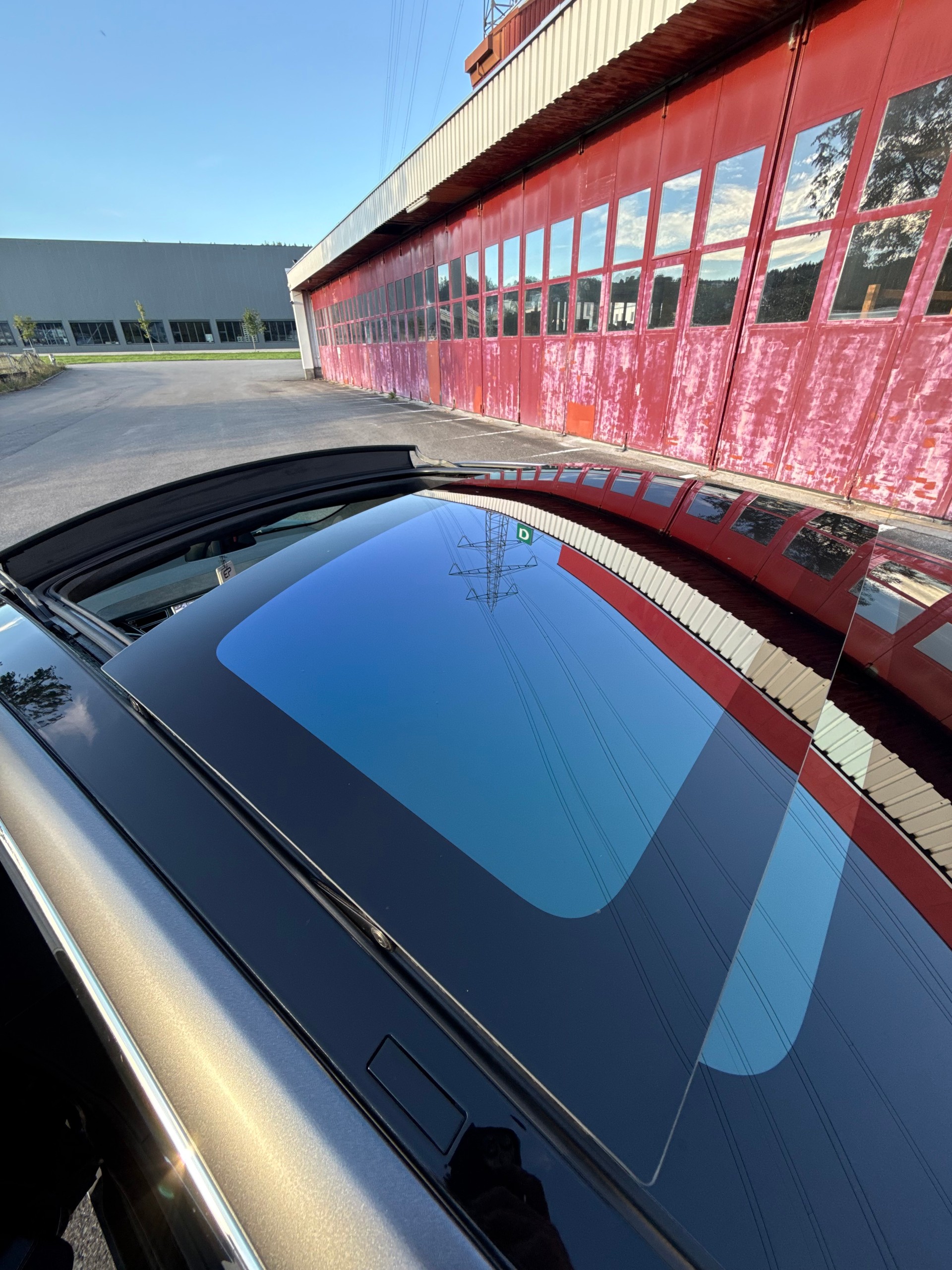 TESLA Tesla Model S 75 | 92% SOH | 3M Satin Dark Grey | Premium Connectivity | CCS | MCU-2 | KI Computer 3 | Frisch ab MFK-image-8