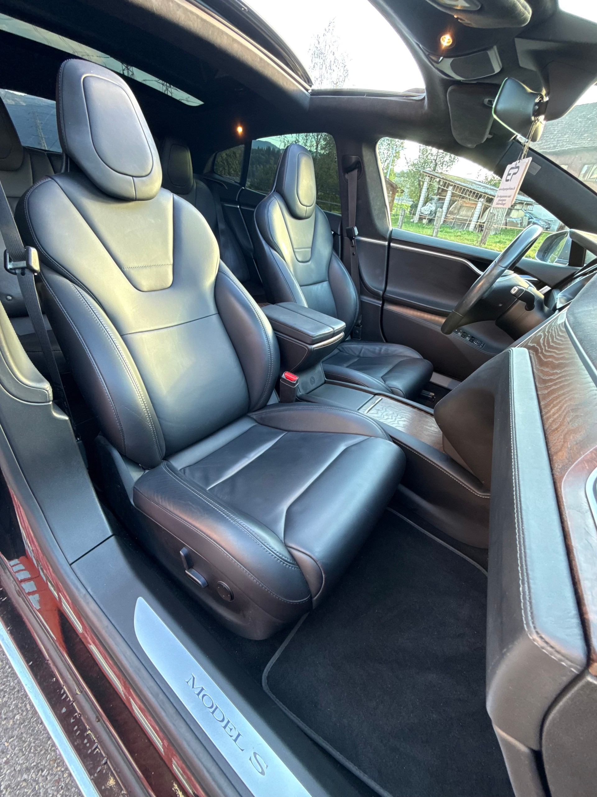 TESLA Tesla Model S 75 | 92% SOH | 3M Satin Dark Grey | Premium Connectivity | CCS | MCU-2 | KI Computer 3 | Frisch ab MFK-image-16