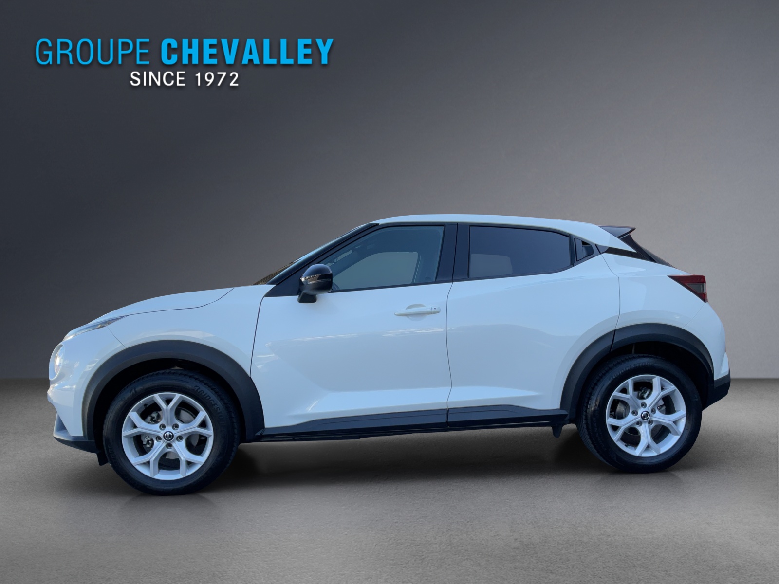 NISSAN Juke 1.0 DIG-T N-Connecta-image-2